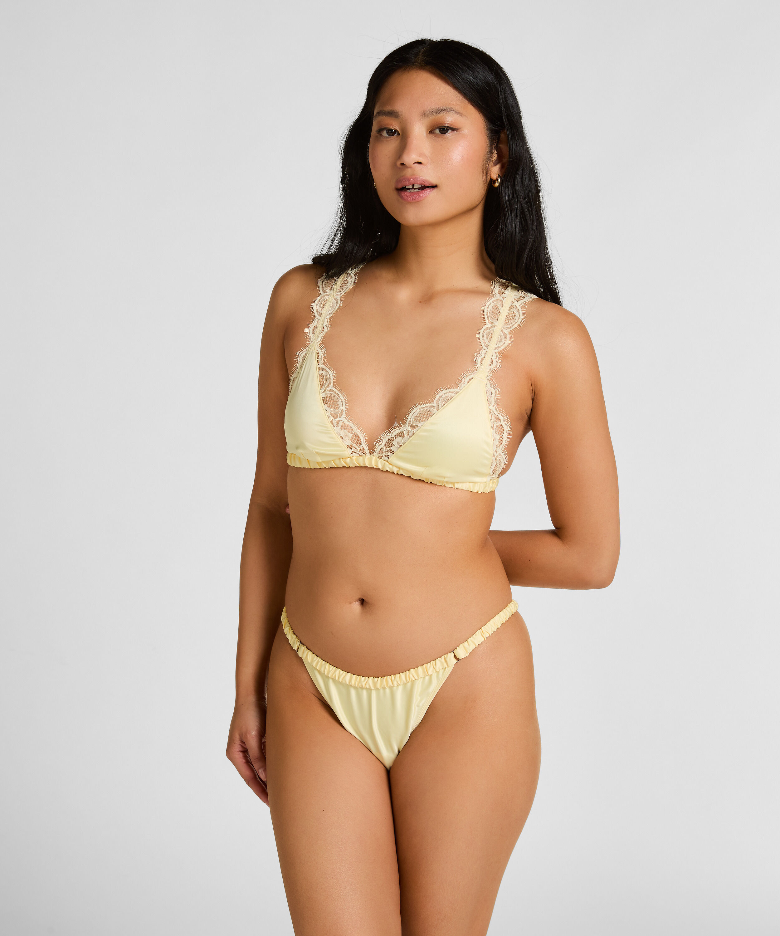 Hoch geschnittener Brazilian Eva, Gelb