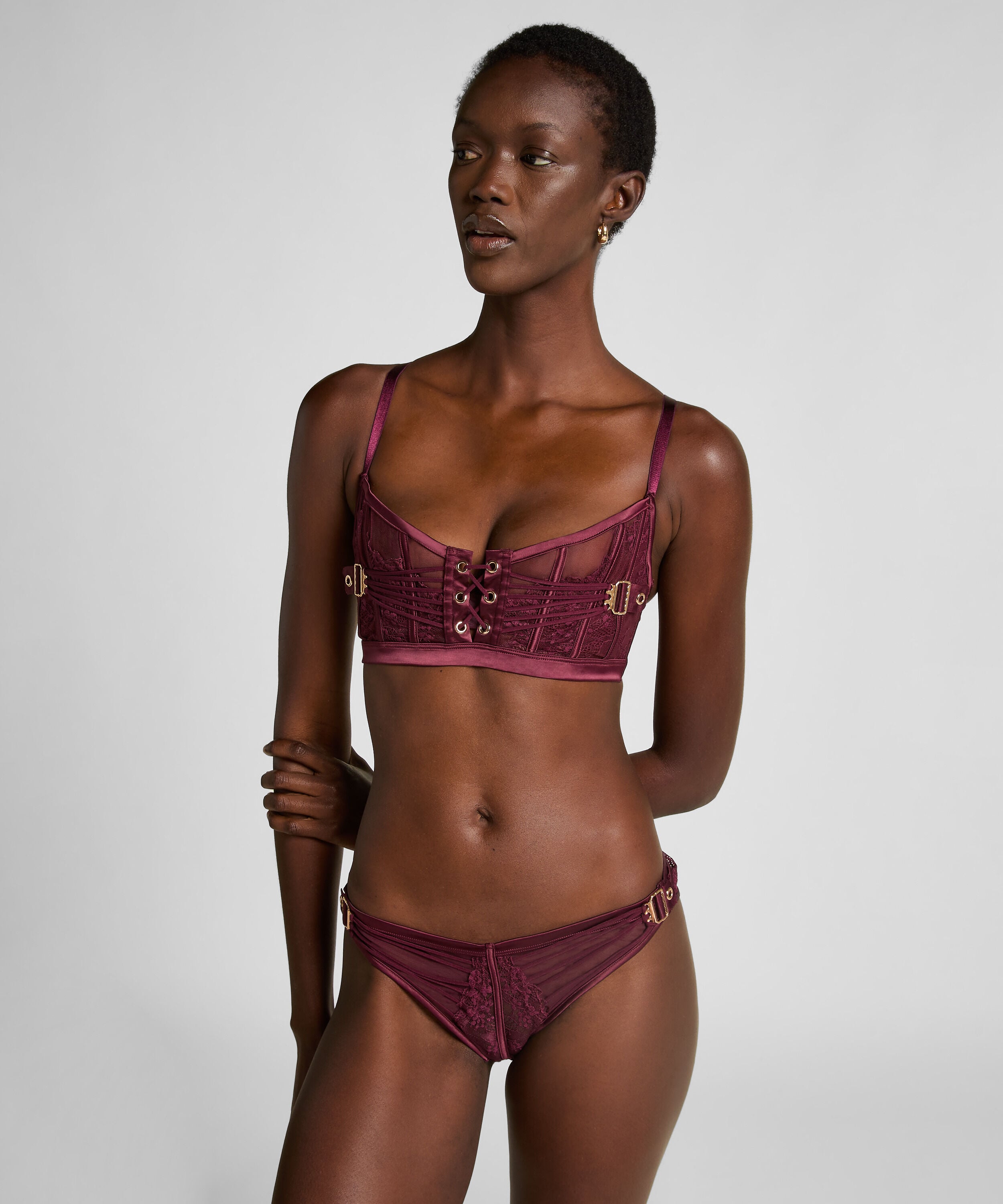 Avela Brazilian mit hohem Beinausschnitt, Rot