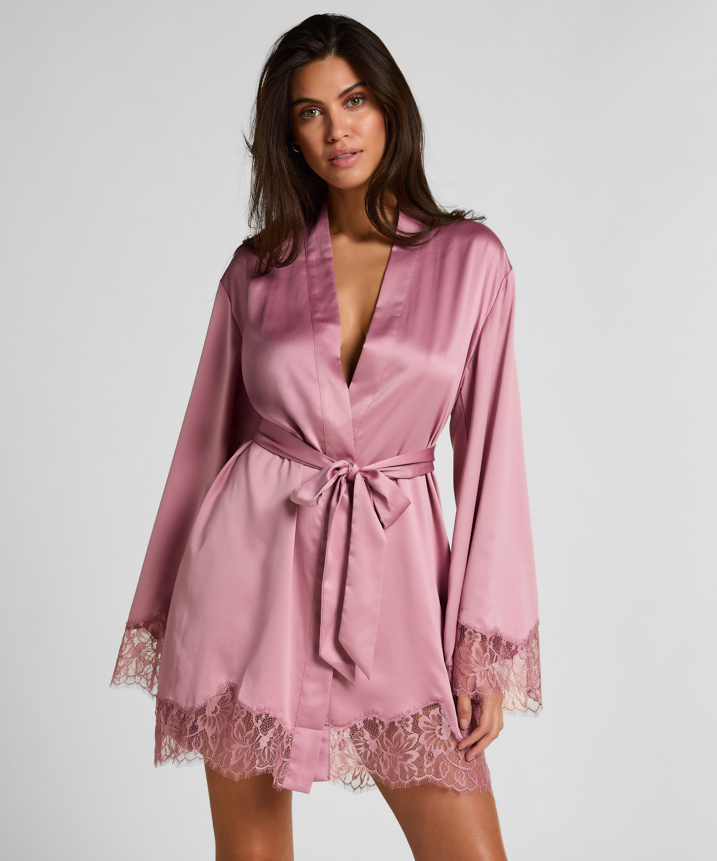 Kimono aus Satin Valerie, Rose