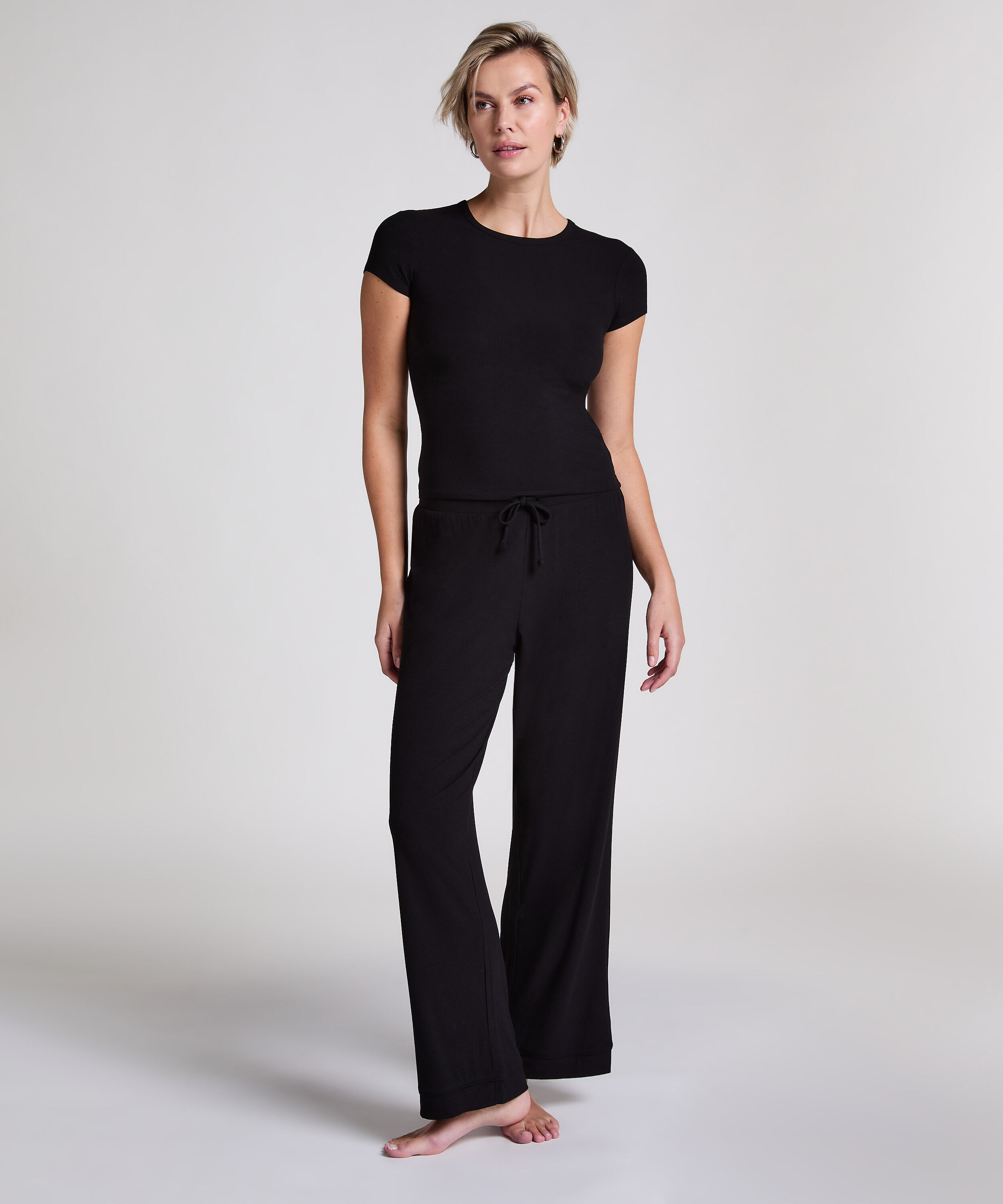 Essential-Hose gerippt, Schwarz Essential-Hose gerippt, Schwarz