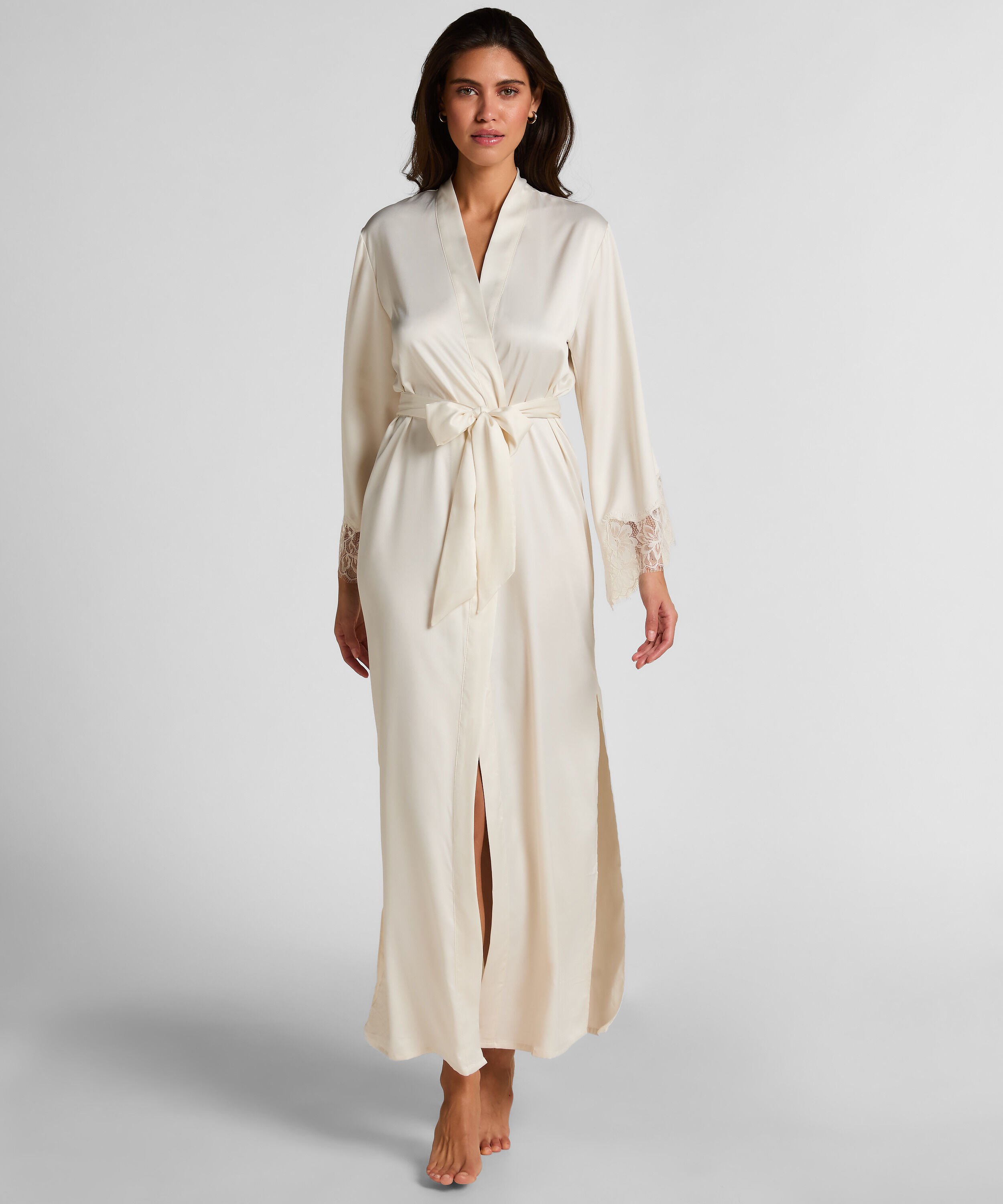Langer Kimono aus Satin Valerie, Weiß