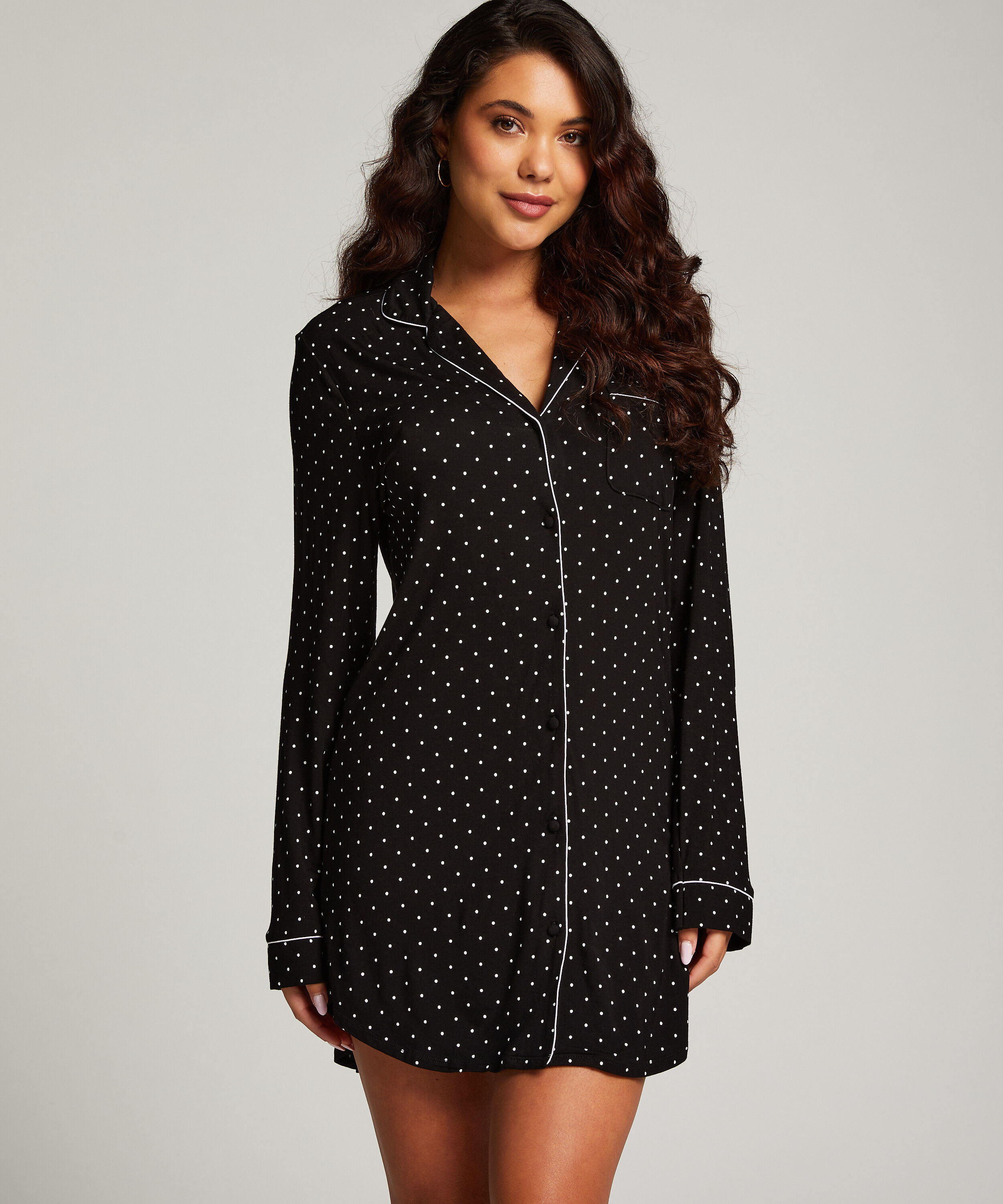 Langärmeliges Jersey-Hemdkleid Essential, Schwarz