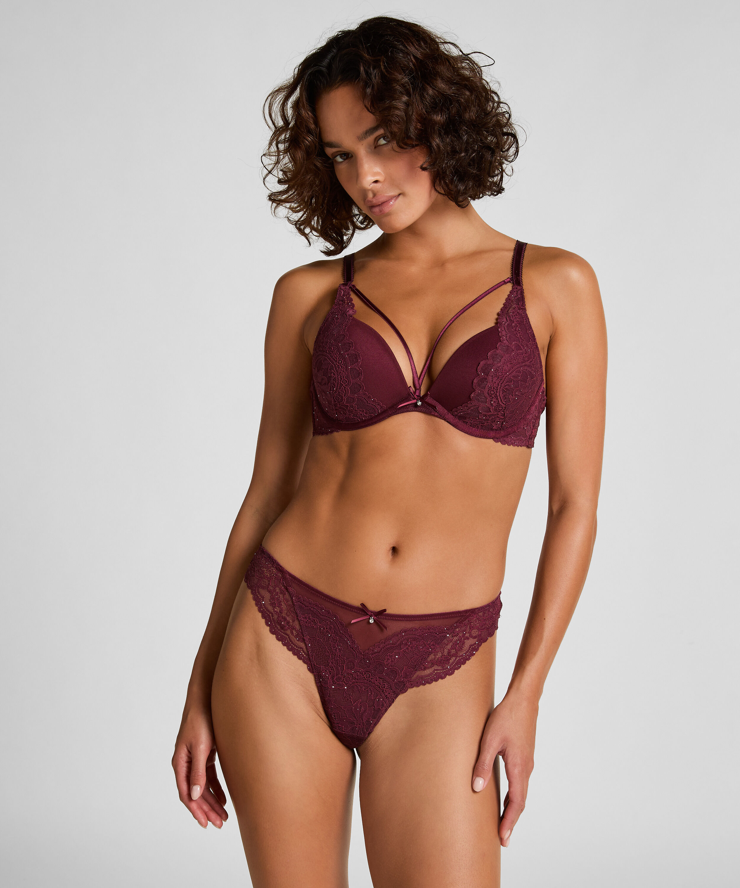 String Isadora, Rot String Isadora, Rot