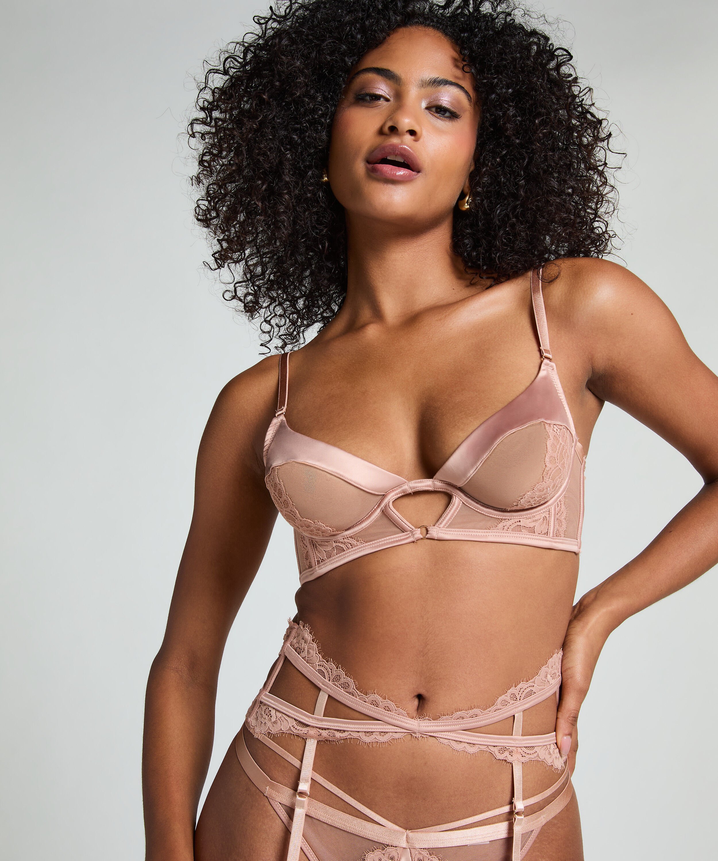 Unwattierter Longline-Bügel-BH Nisha, Beige Unwattierter Longline-Bügel-BH Nisha, Beige