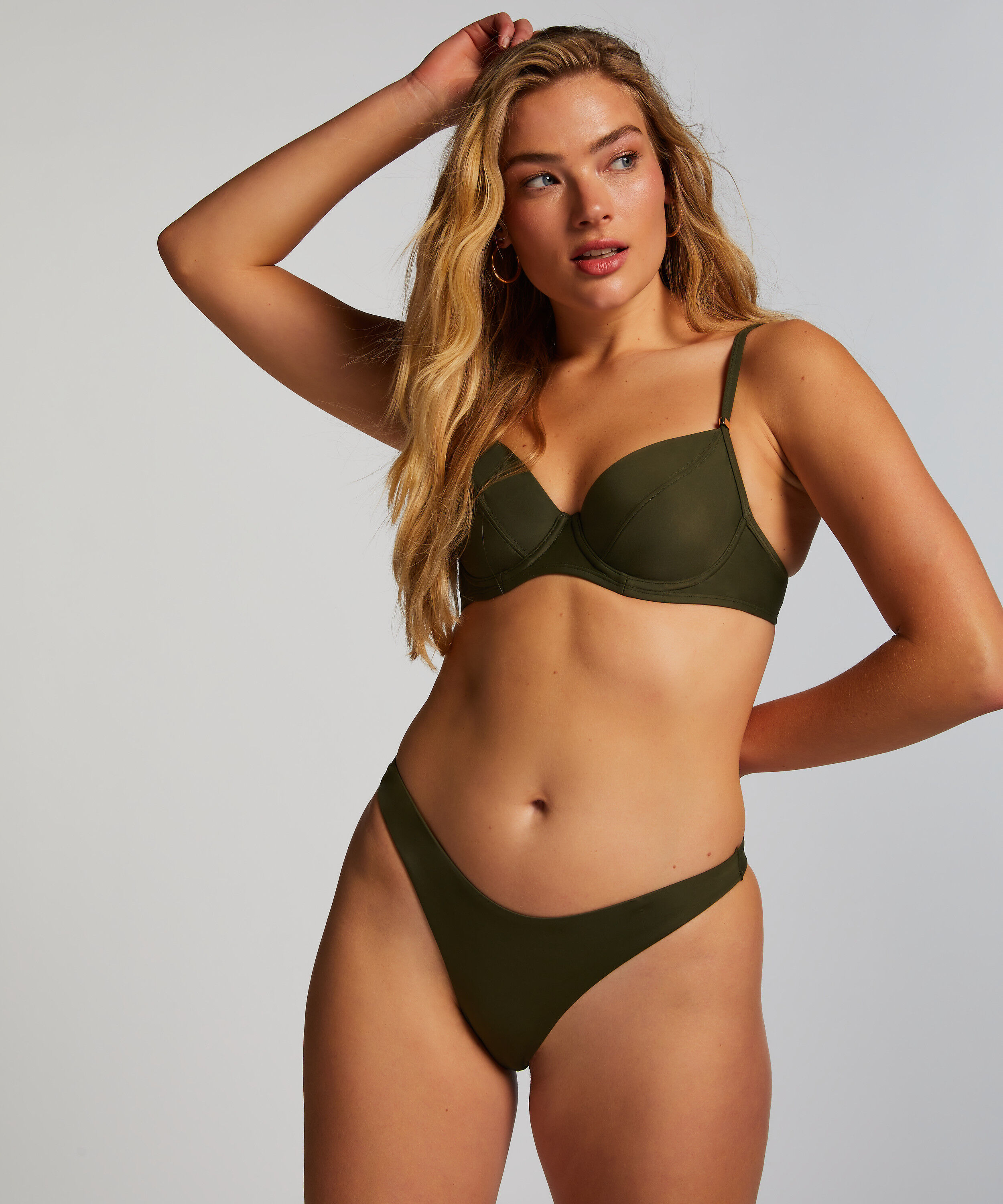 Bikini Slip mit hohem Beinausschnitt Luxe, Grün