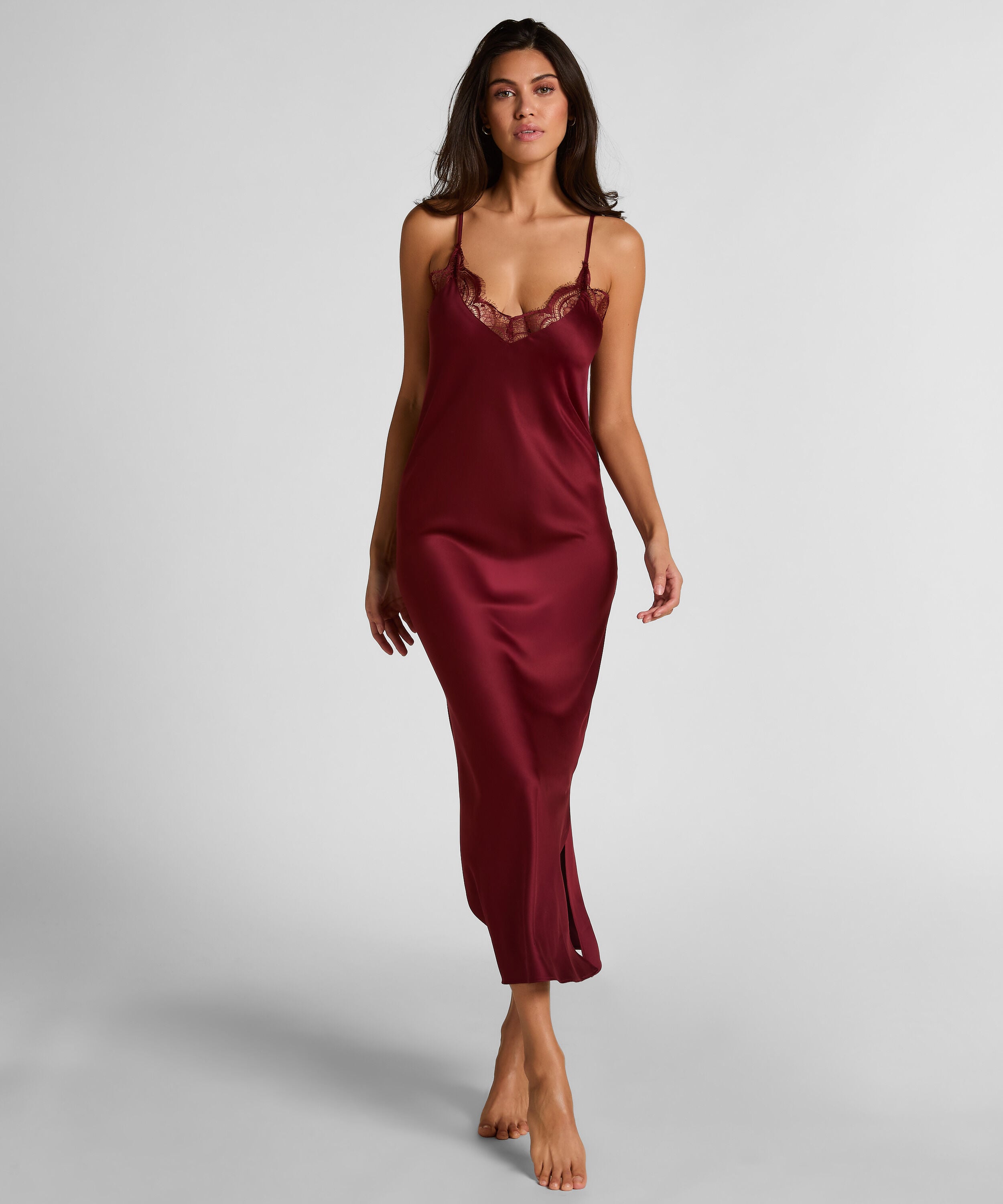 Langes Slipdress aus Satin, Rot