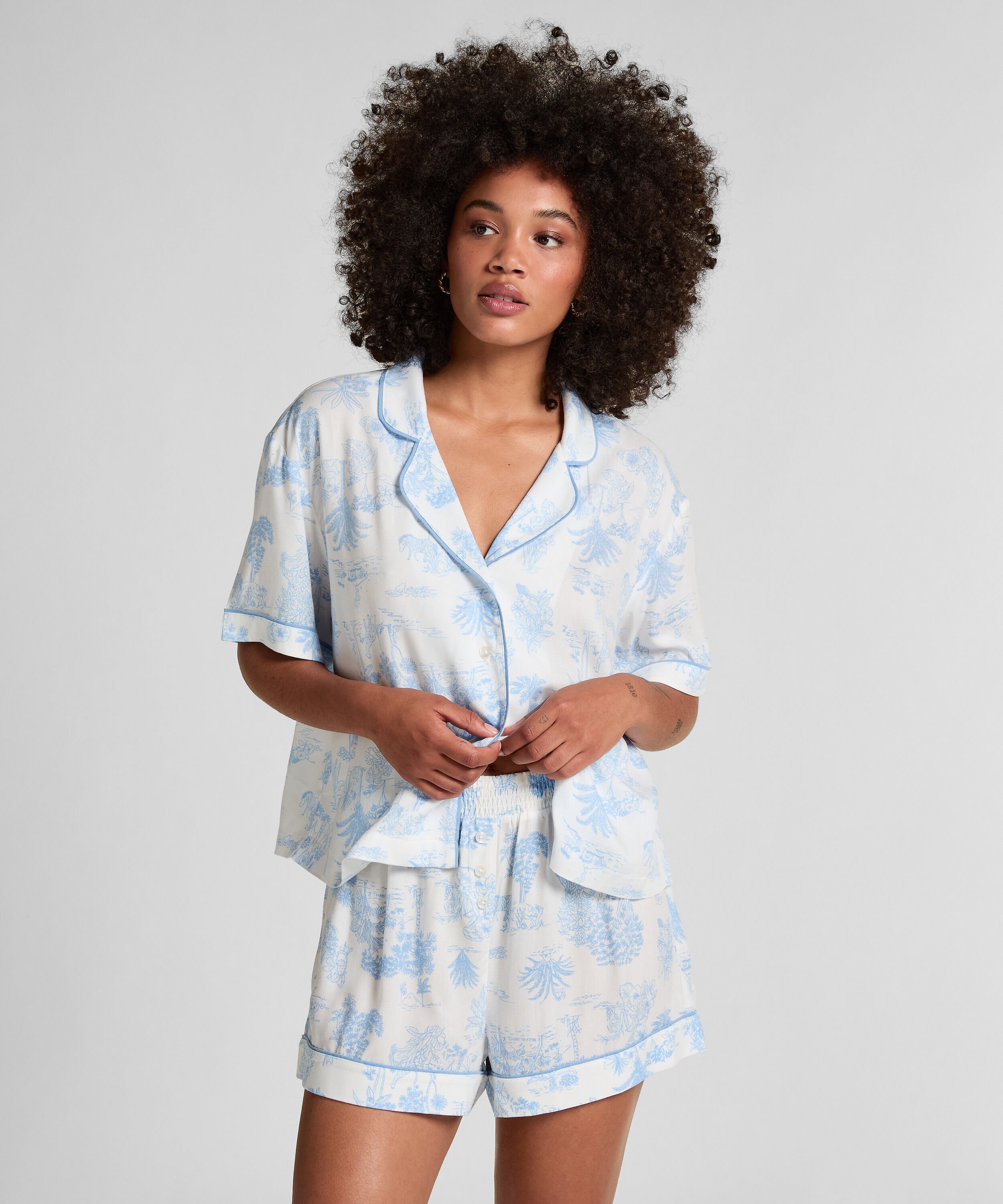 Gewebte Shorts, Blau