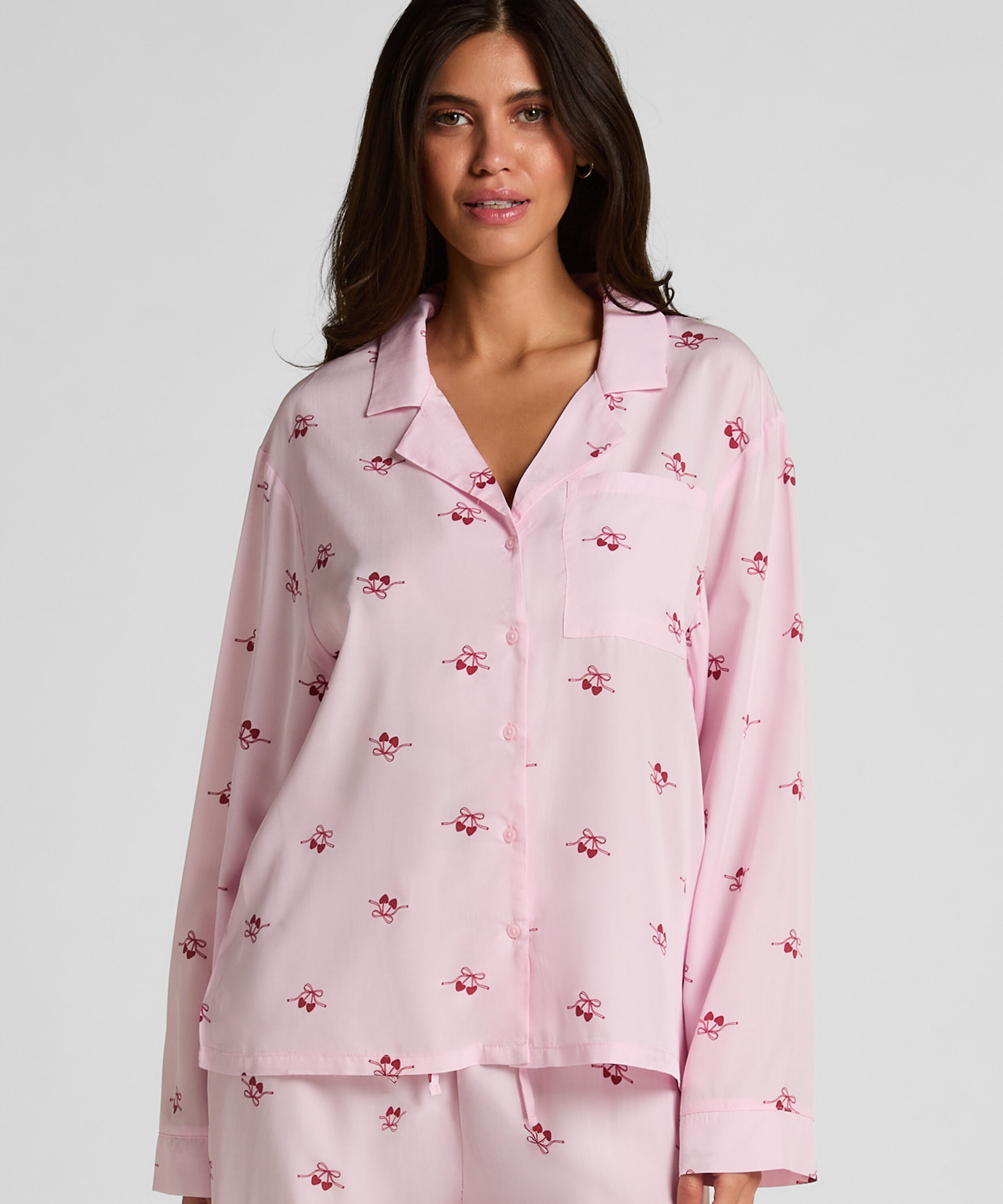 Gewebte Jacke mit Kirschen