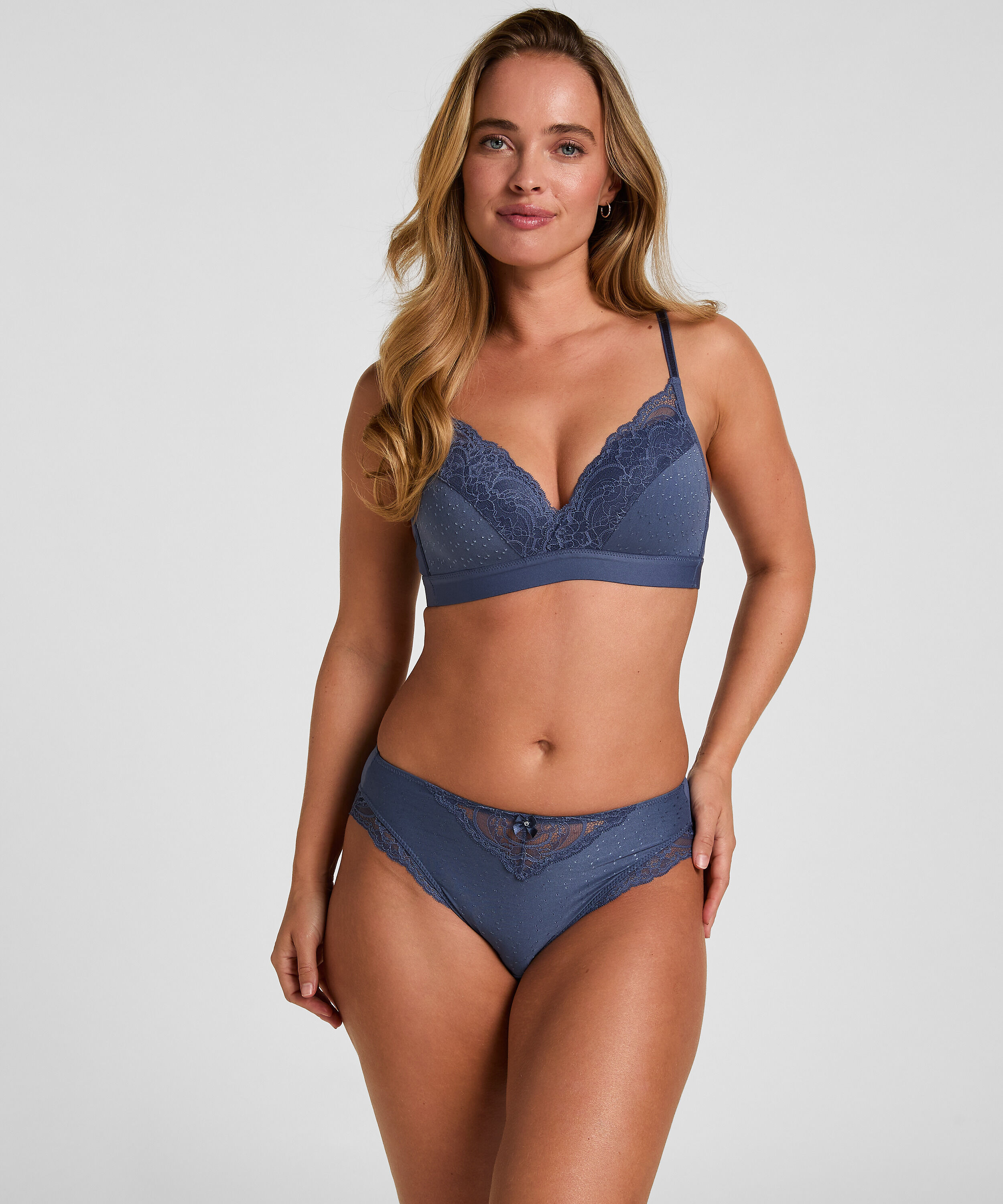 Hochsitzender Slip Sophie, Blau Hochsitzender Slip Sophie, Blau