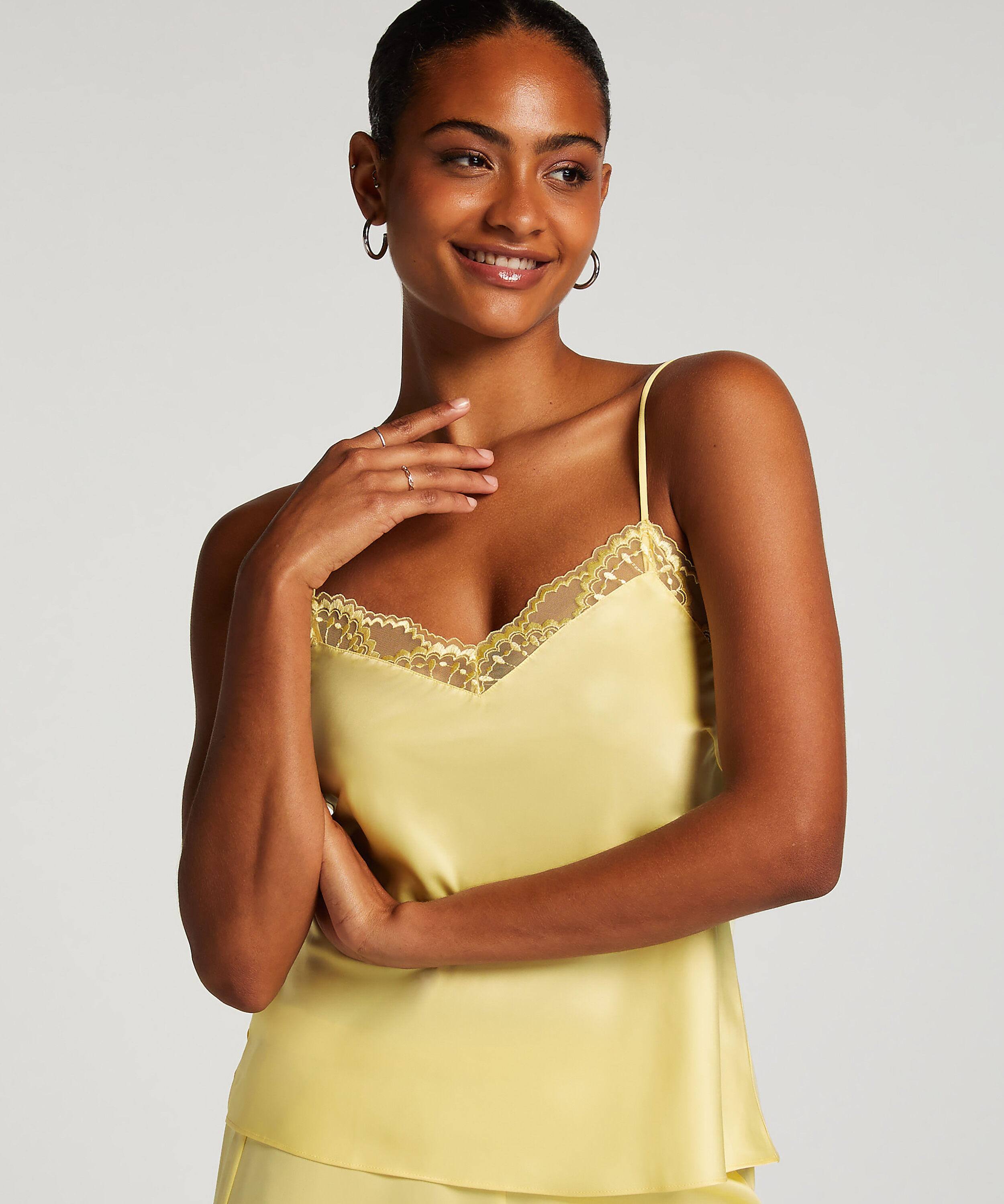 Cami Top Satin Spitze, Gelb