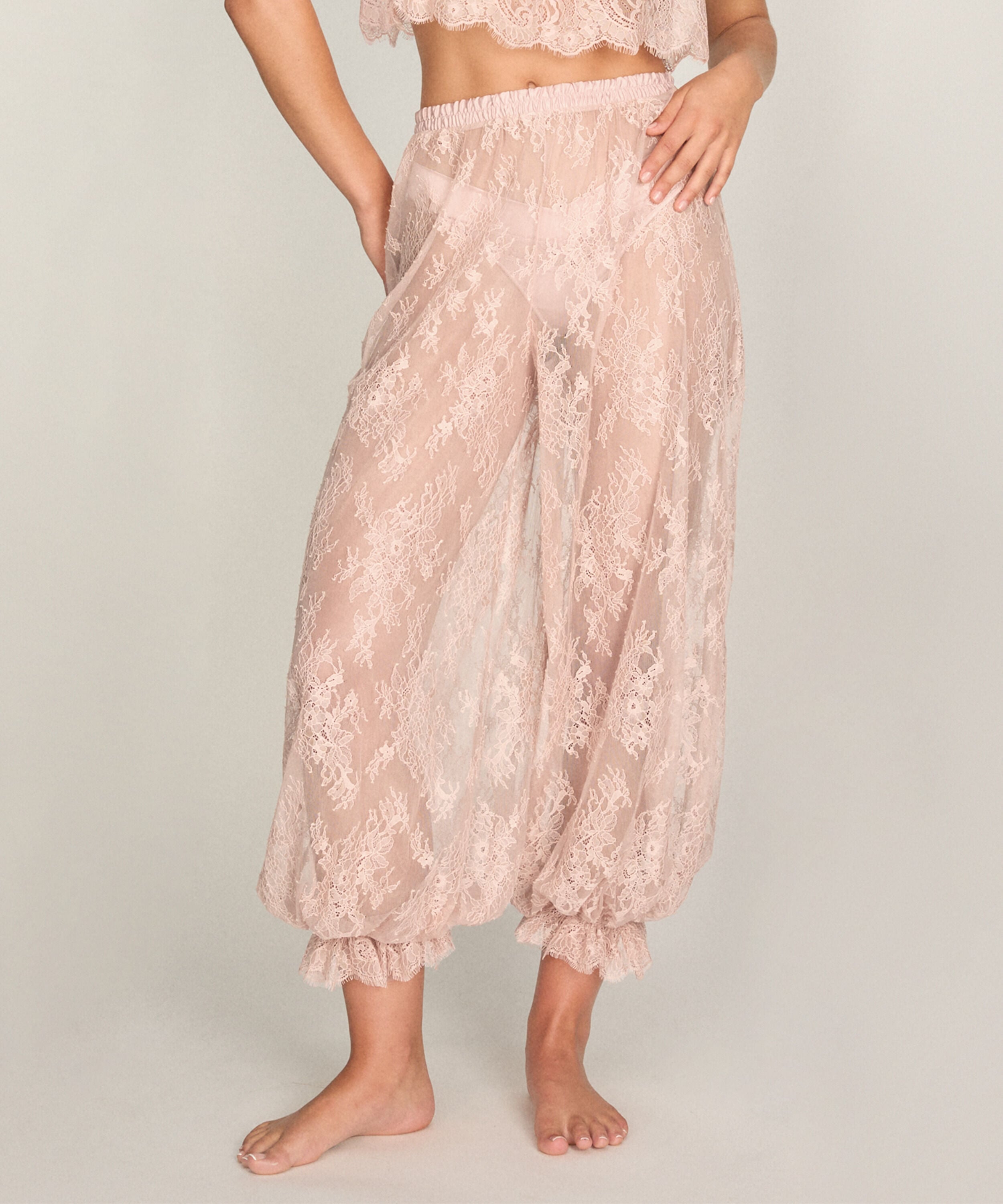 Jogger Allover Lace Legacy