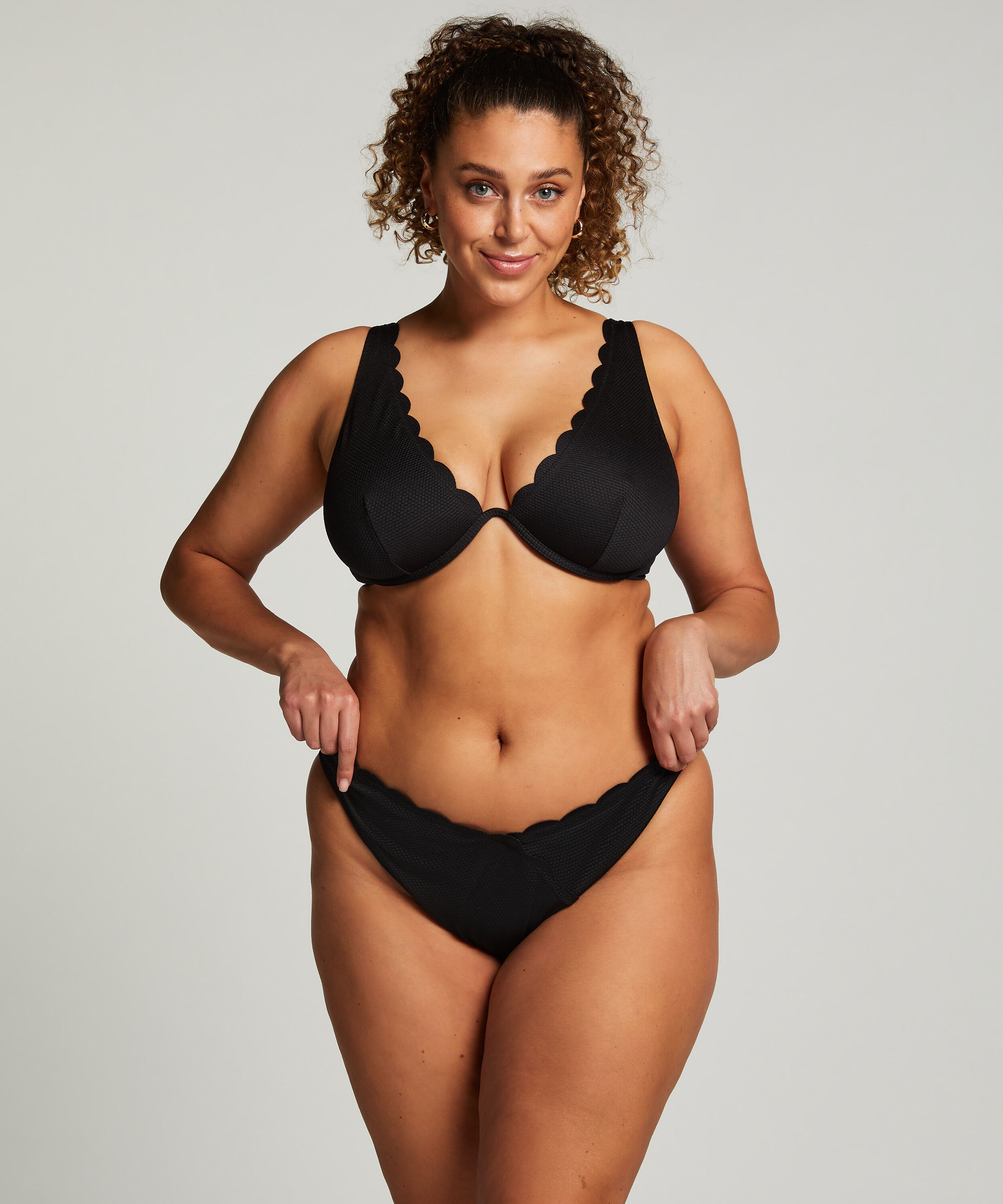 Unwattiertes Bügel-Bikini-Top Scallop