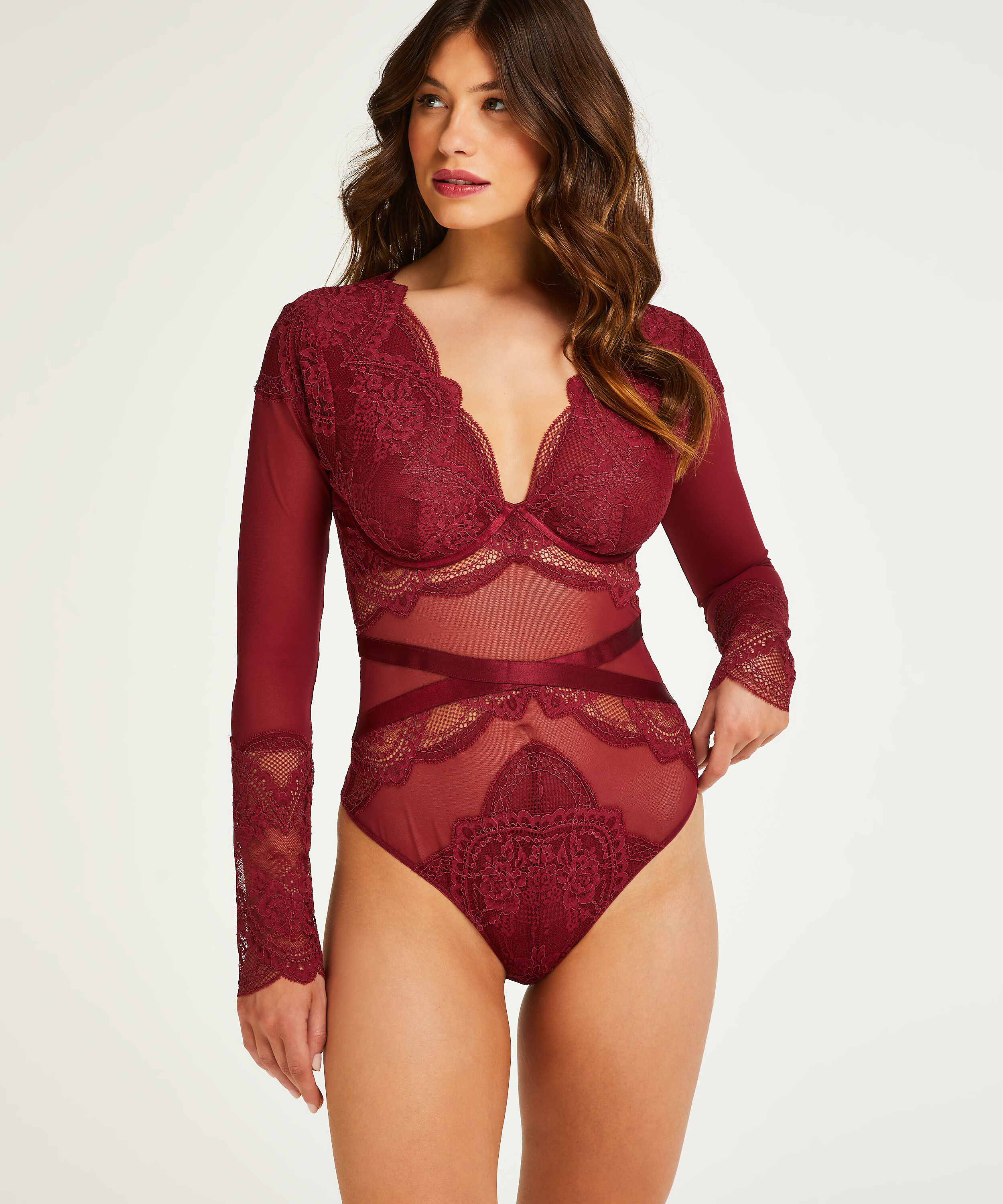 Body Lana Rebecca Mir, Rot