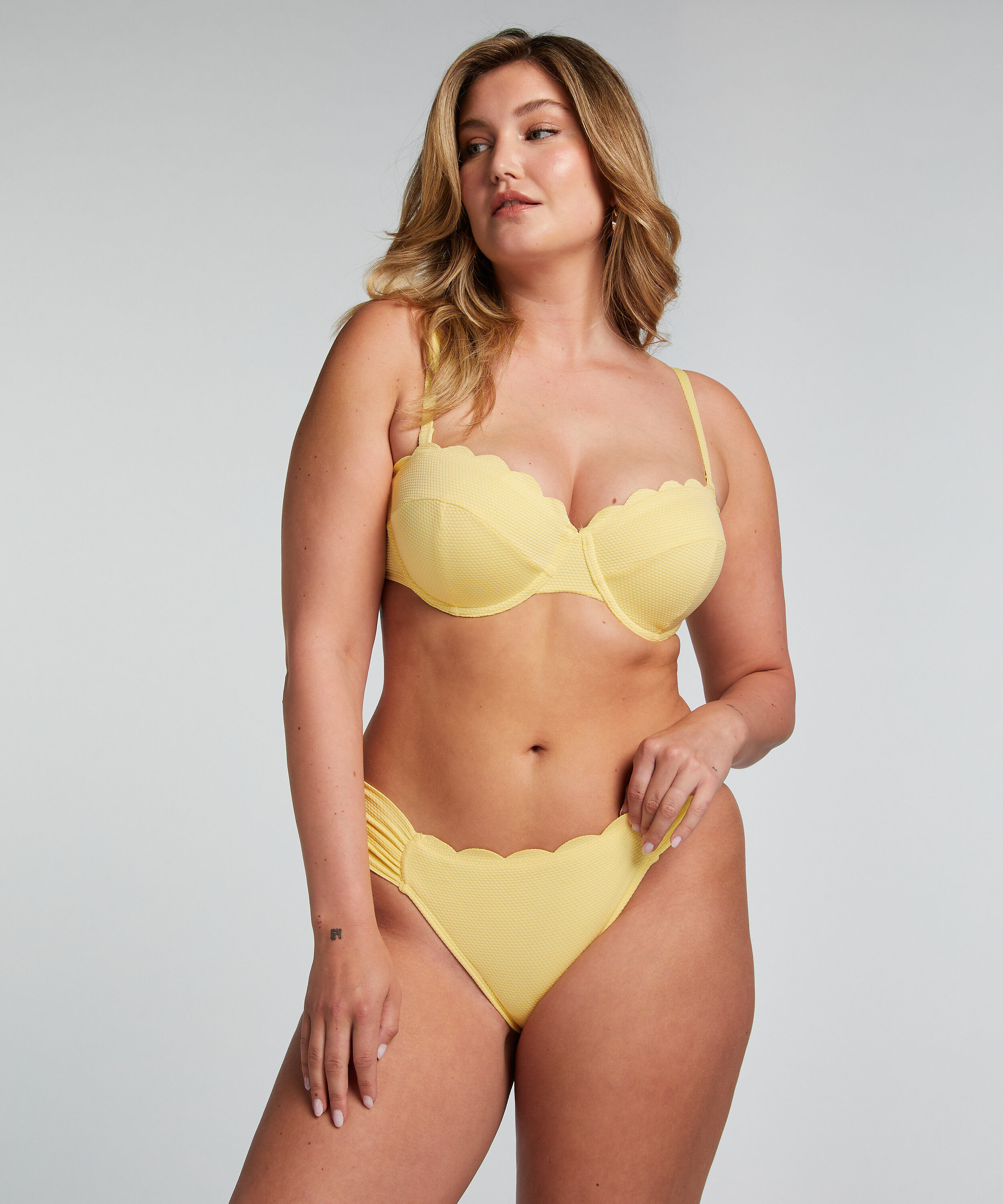 Bikini Slip Rio Scallop, Gelb