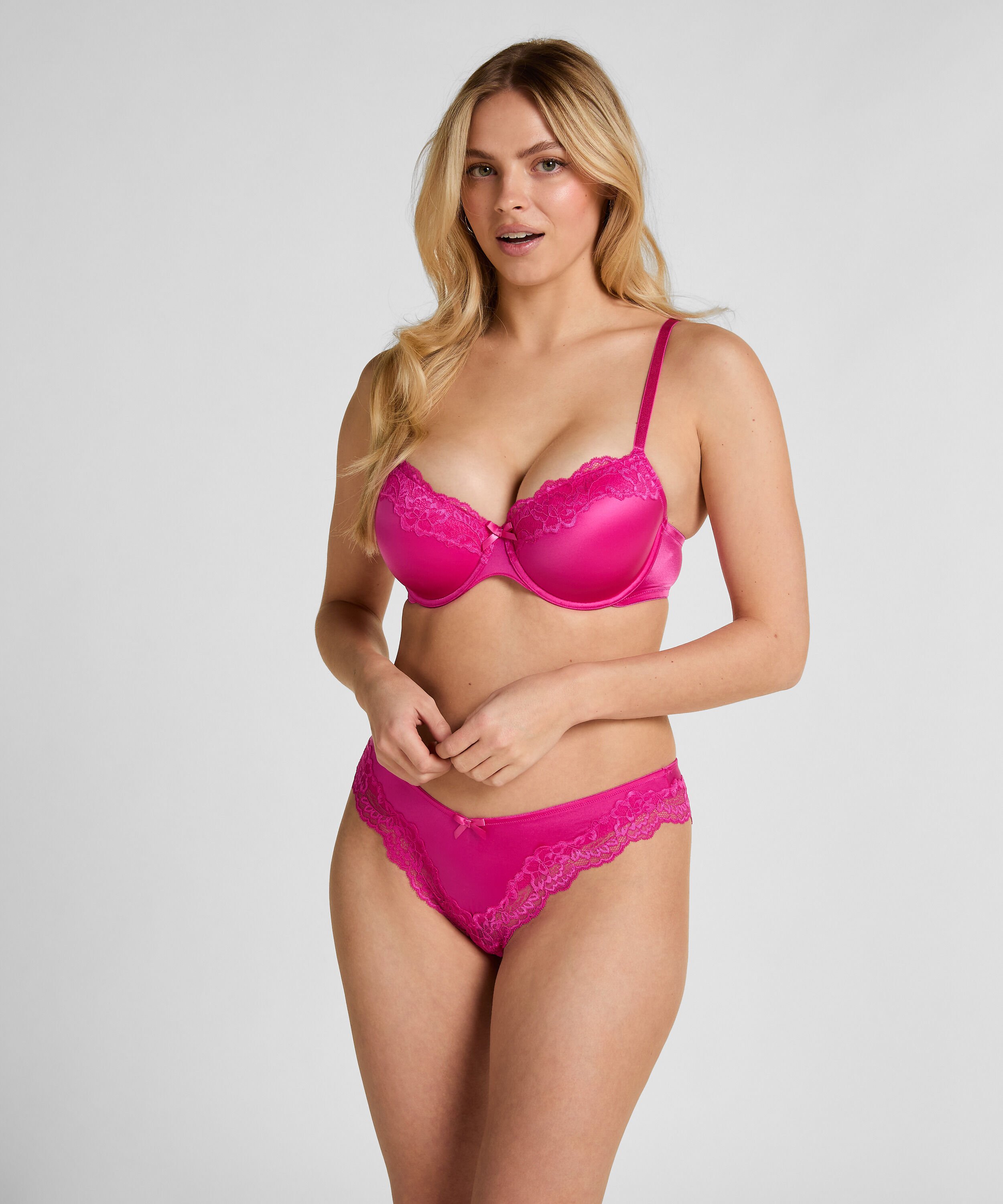 Brazilian Lace & Shine, Rose