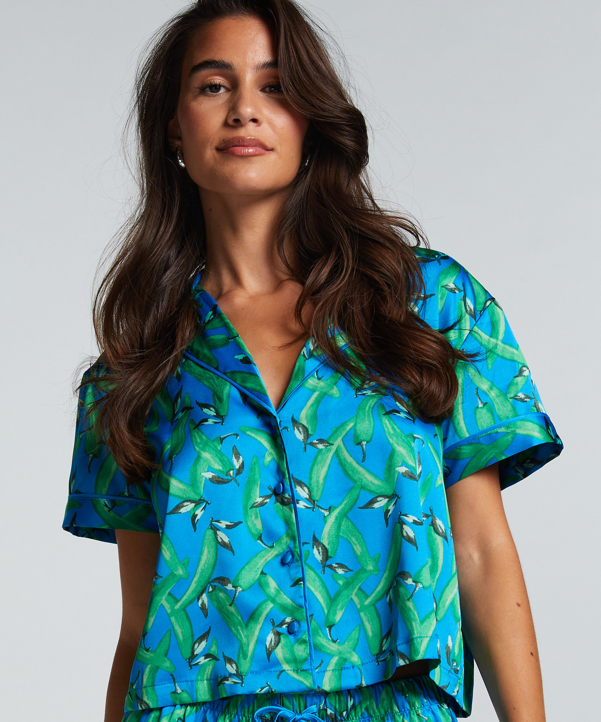 Kurzärmelige Satin-Jacke, Blau