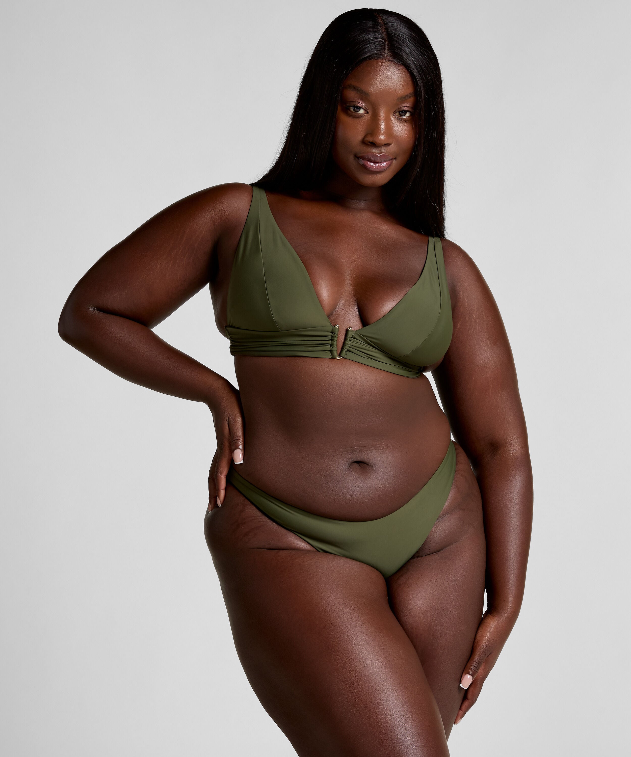 Bikini Slip mit hohem Beinausschnitt Luna