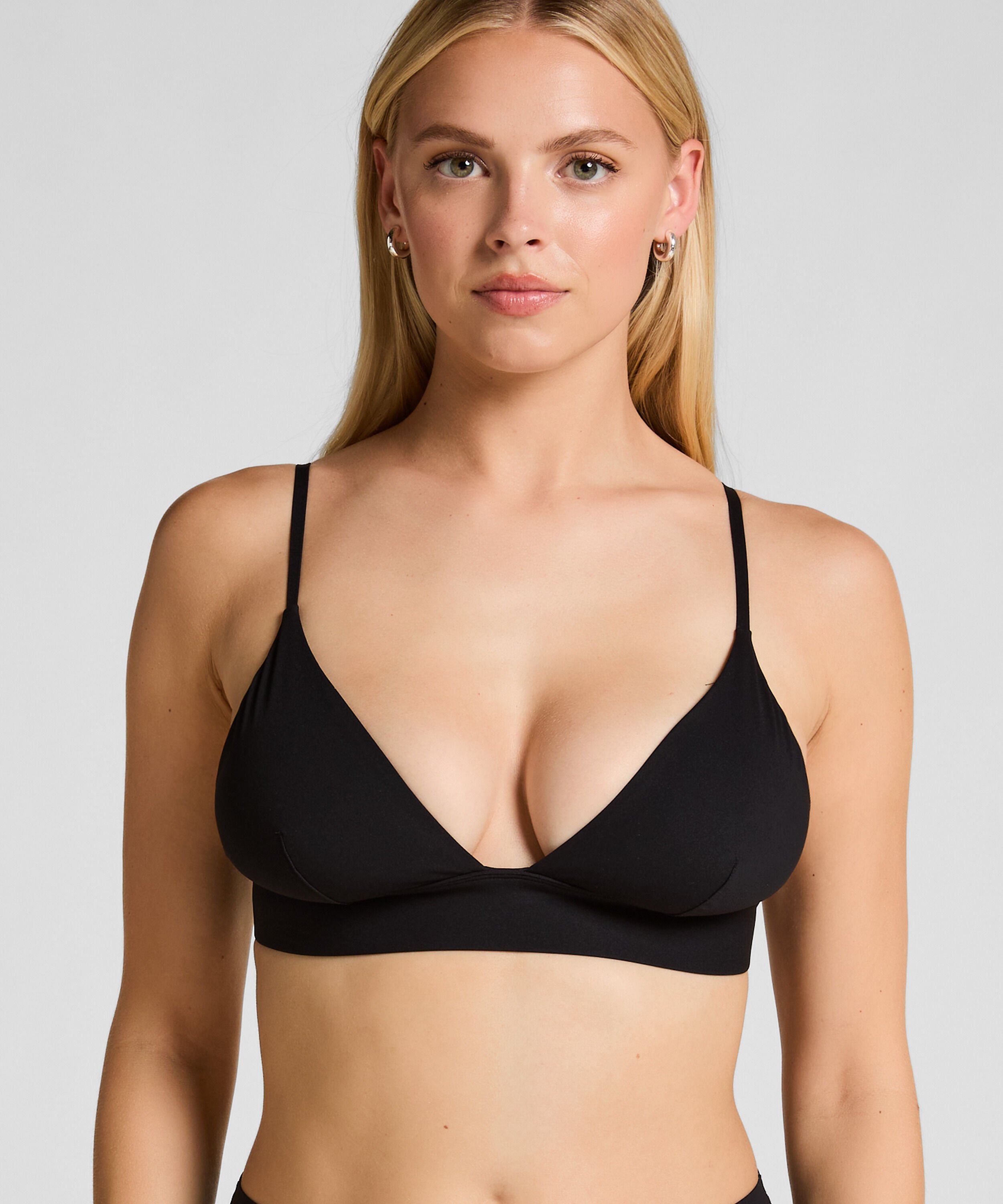 Triangel Bralette Smooth, Schwarz Triangel Bralette Smooth, Schwarz