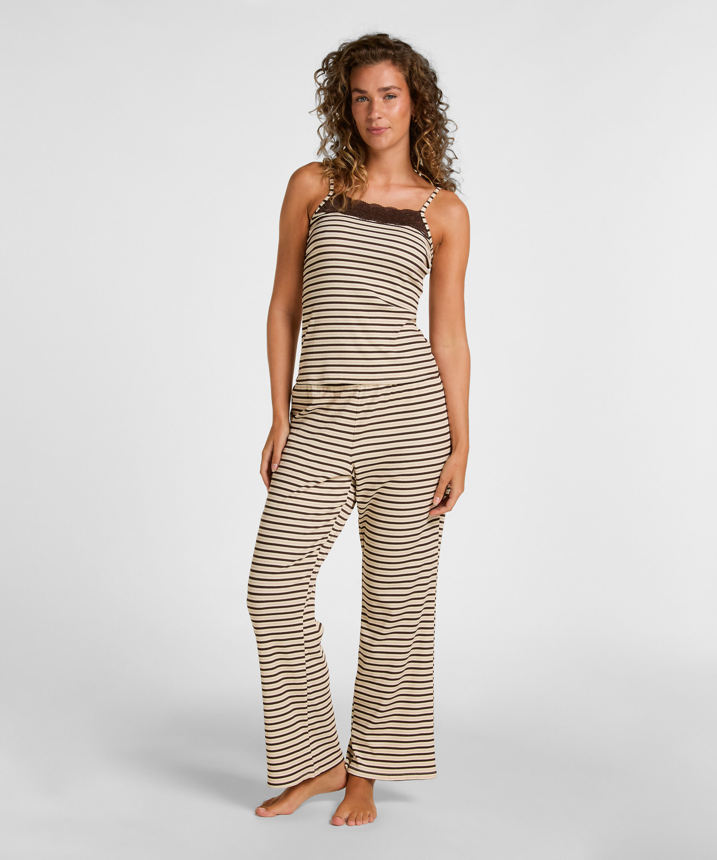 Pyjama-Set mit Spitze, Braun