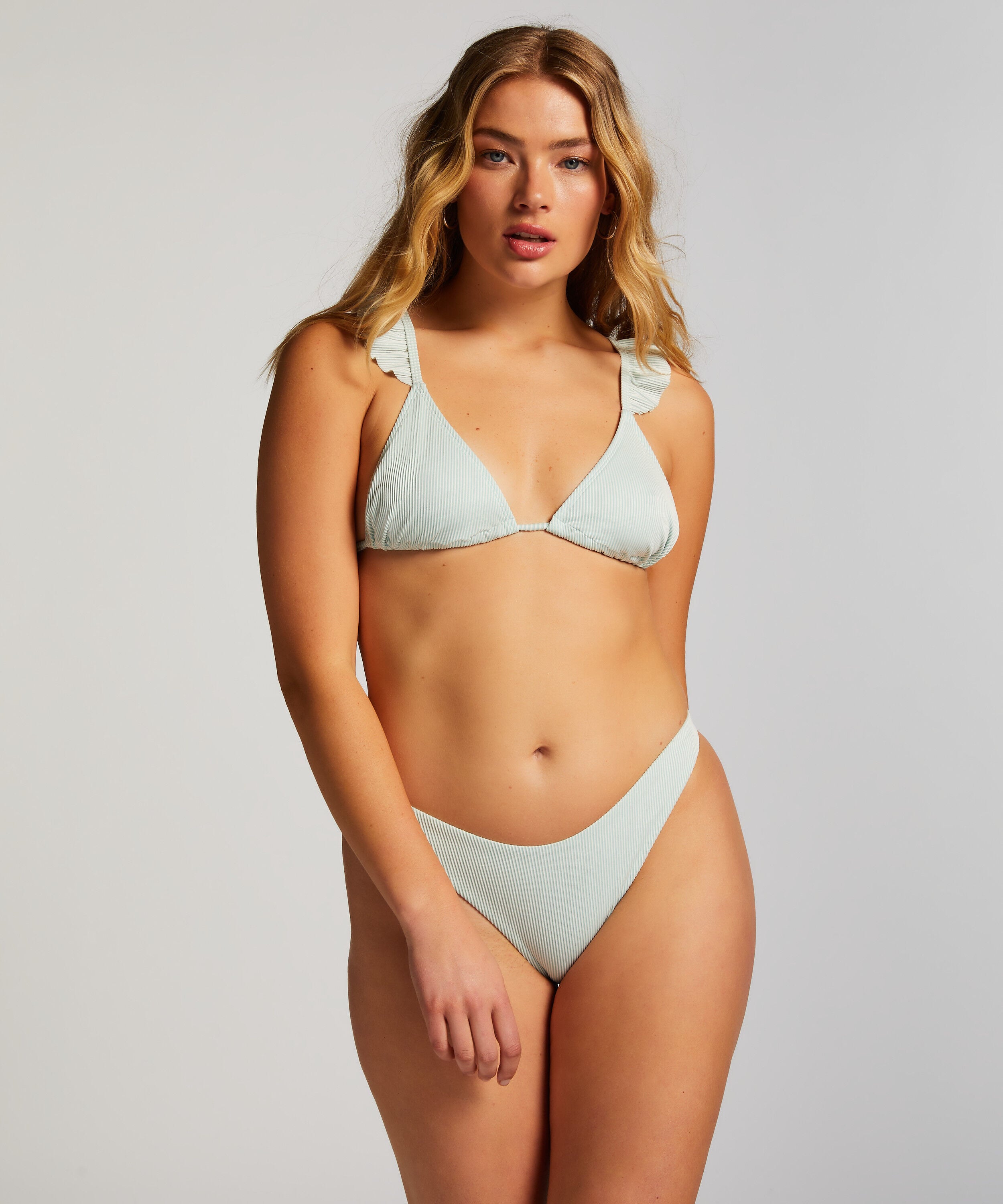Bikini Slip mit hohem Beinausschnitt Fiji, Blau