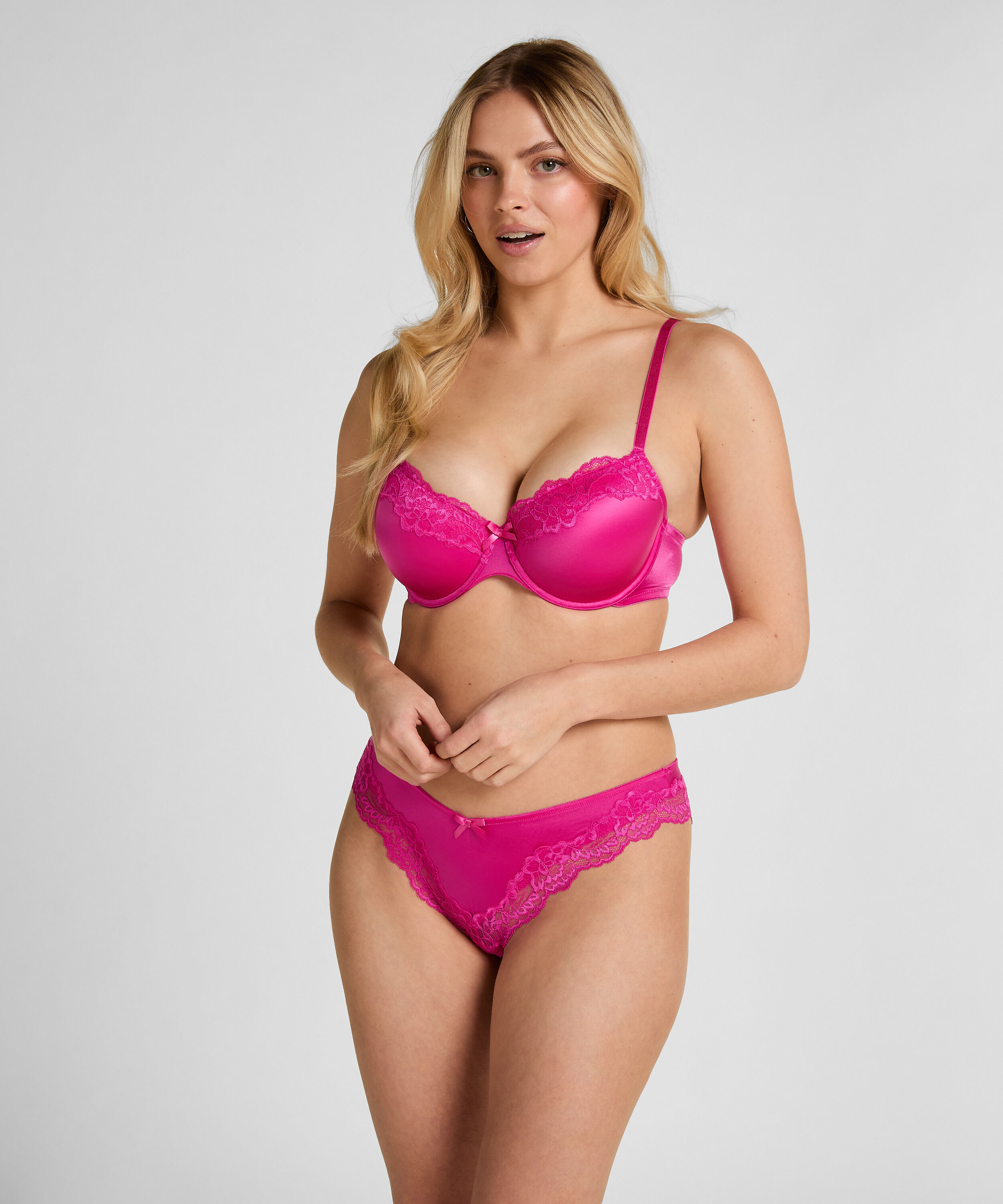 Brazilian Lace & Shine, Rose