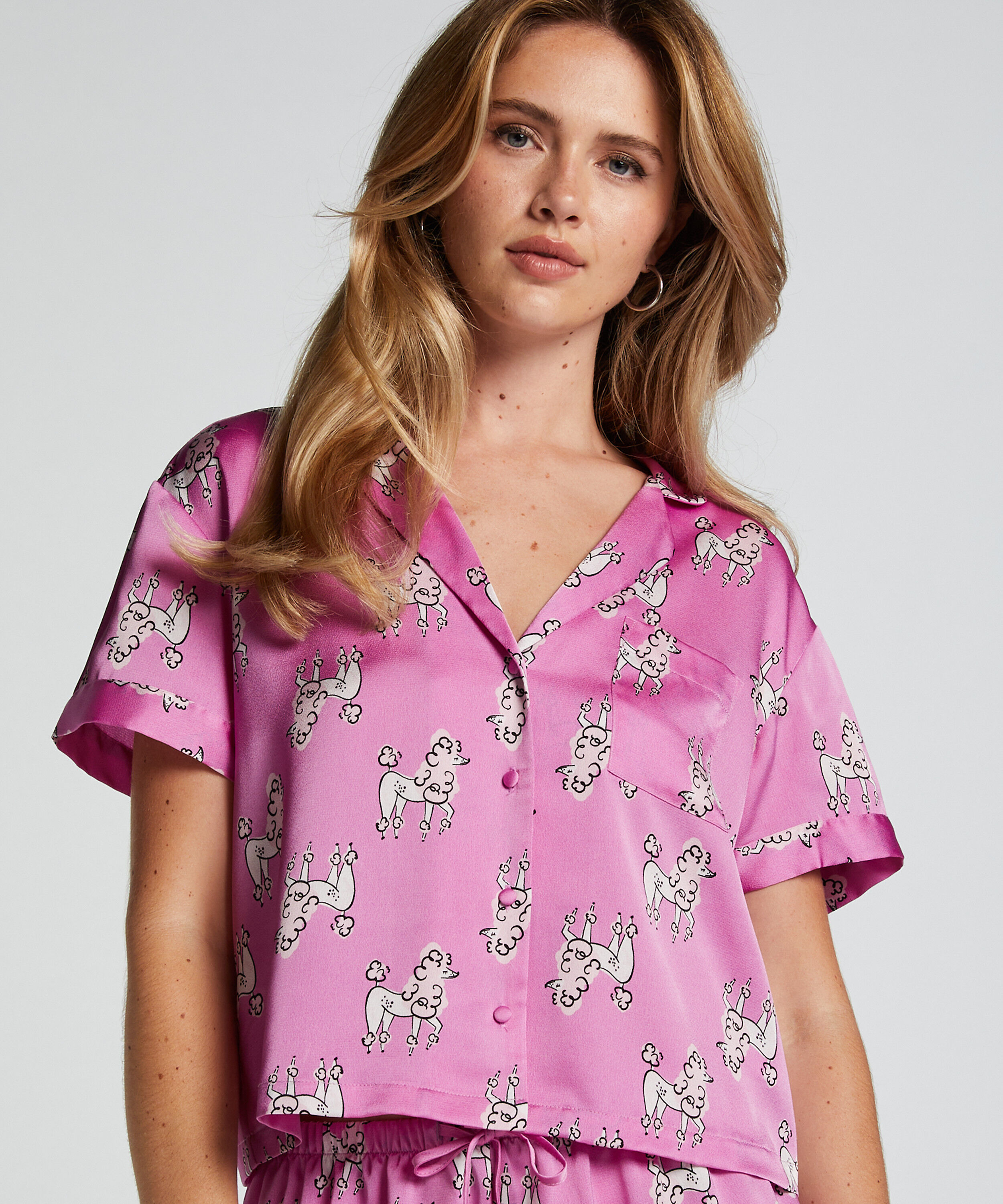 Kurzärmelige Satin-Jacke, Lila