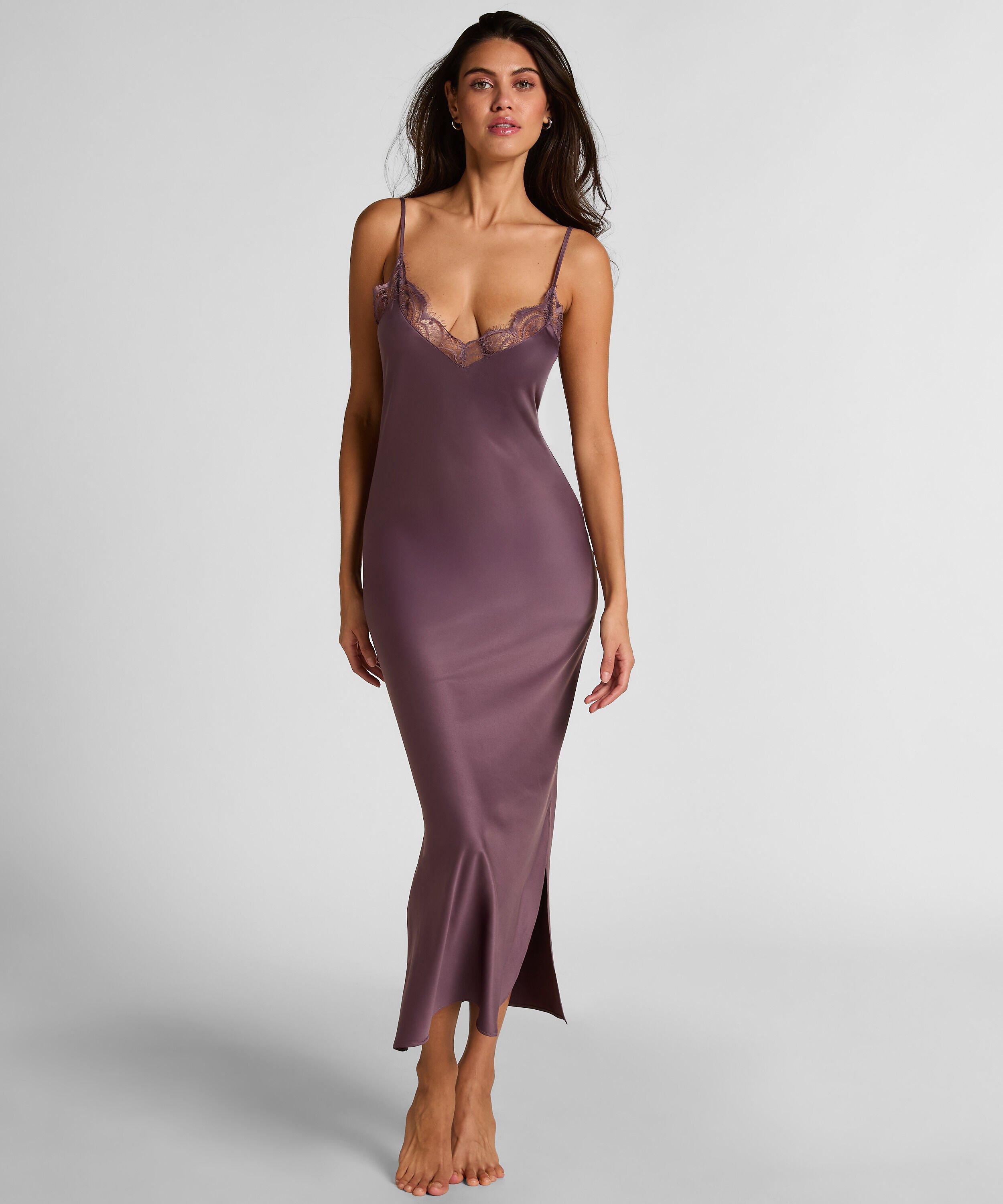 Langes Slipdress aus Satin, Lila Langes Slipdress aus Satin, Lila