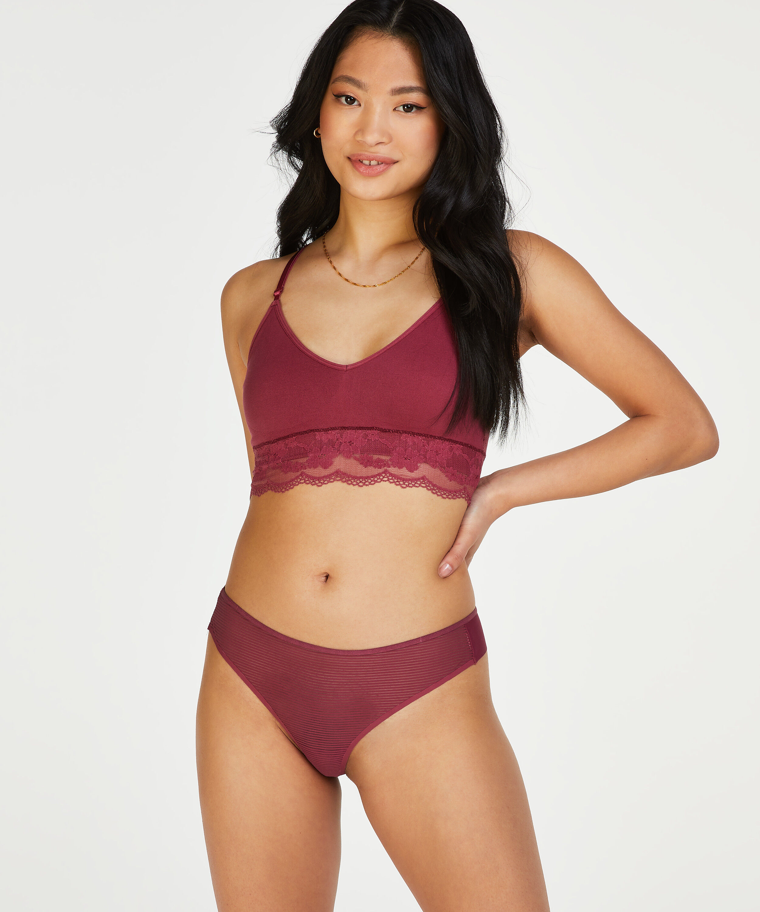 Unsichtbares String-Streifen-Mesh, Rot