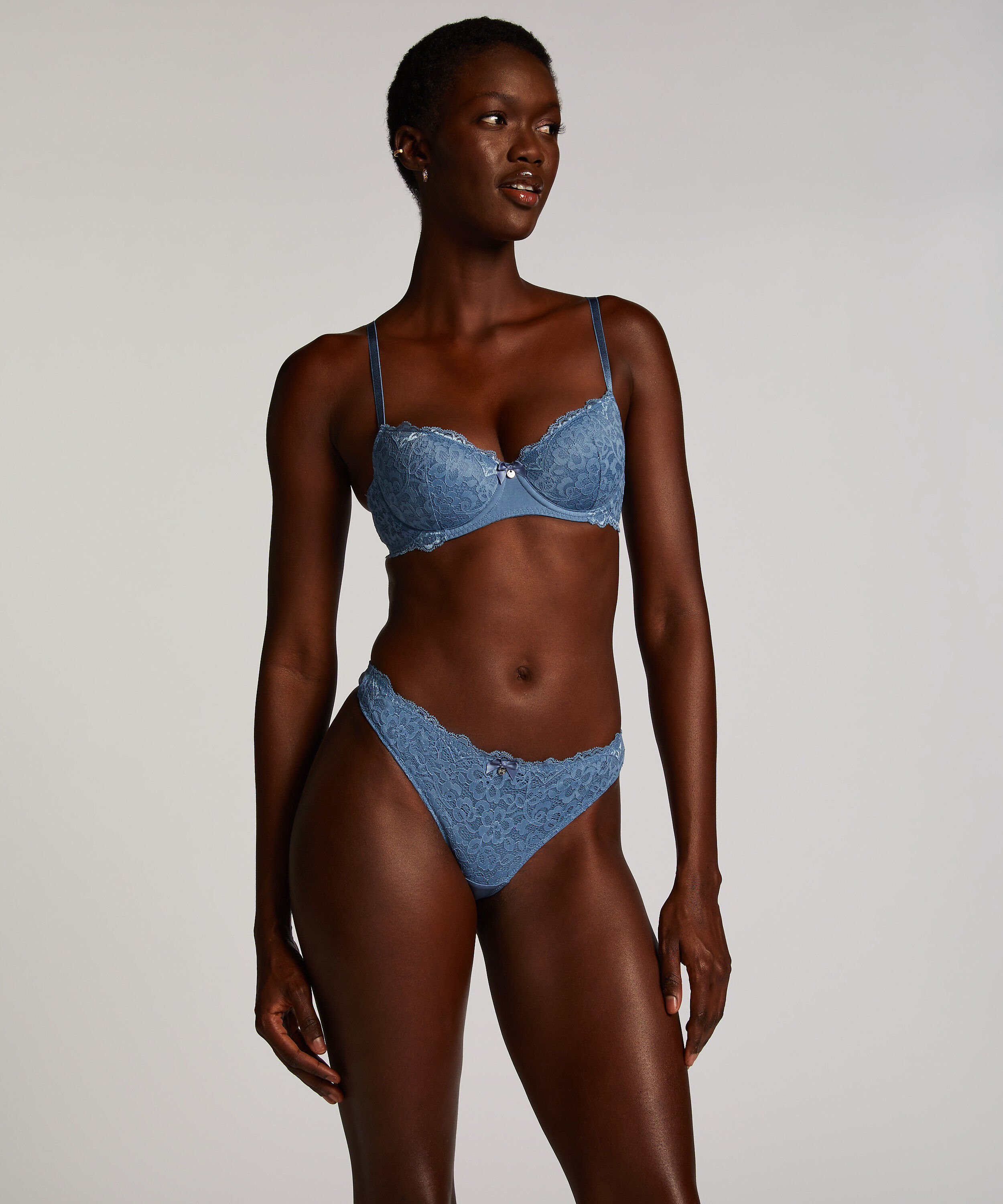 String Marine, Blau