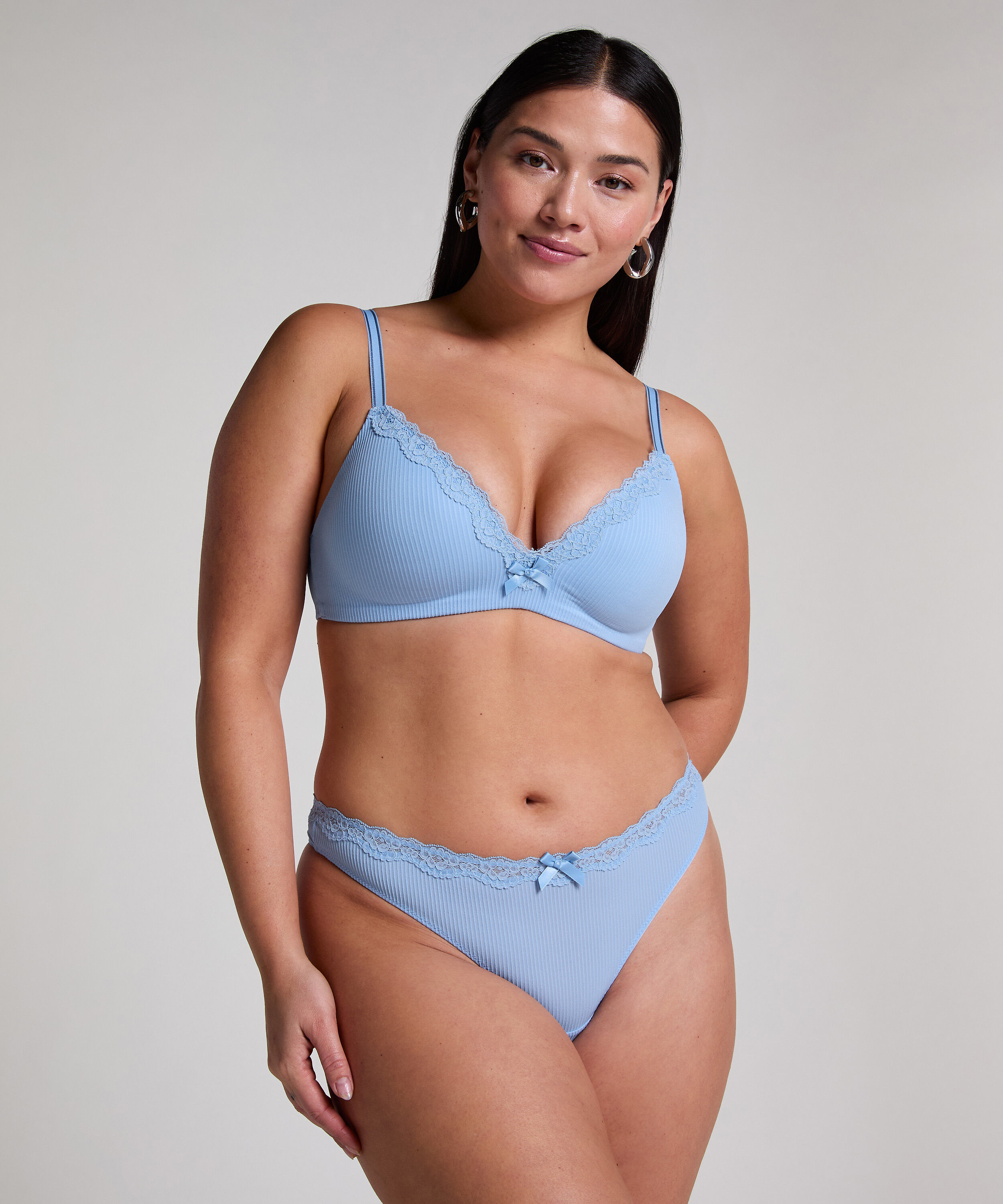 String Lola, Blau