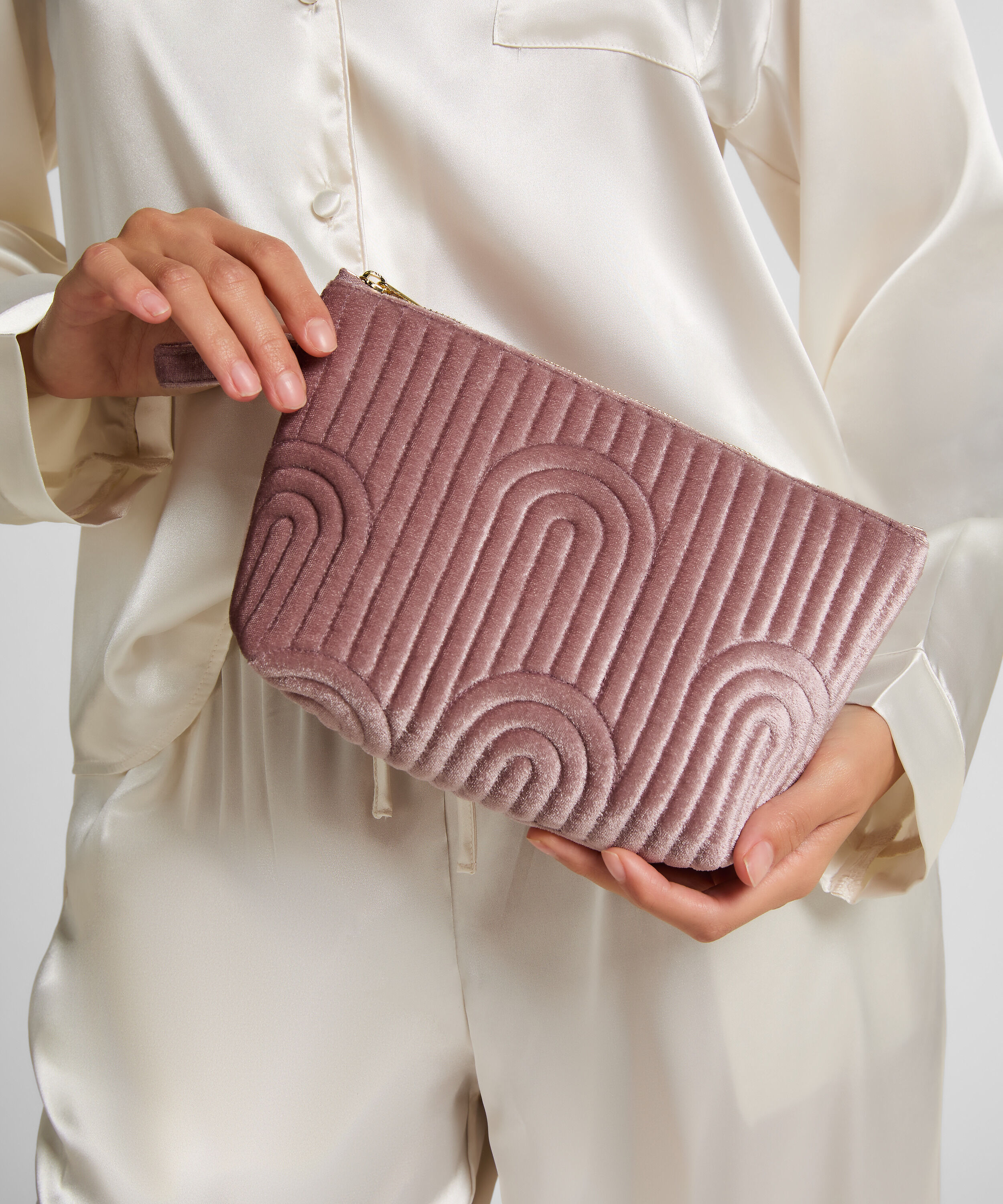 Kleine Kosmetiktasche aus Velours