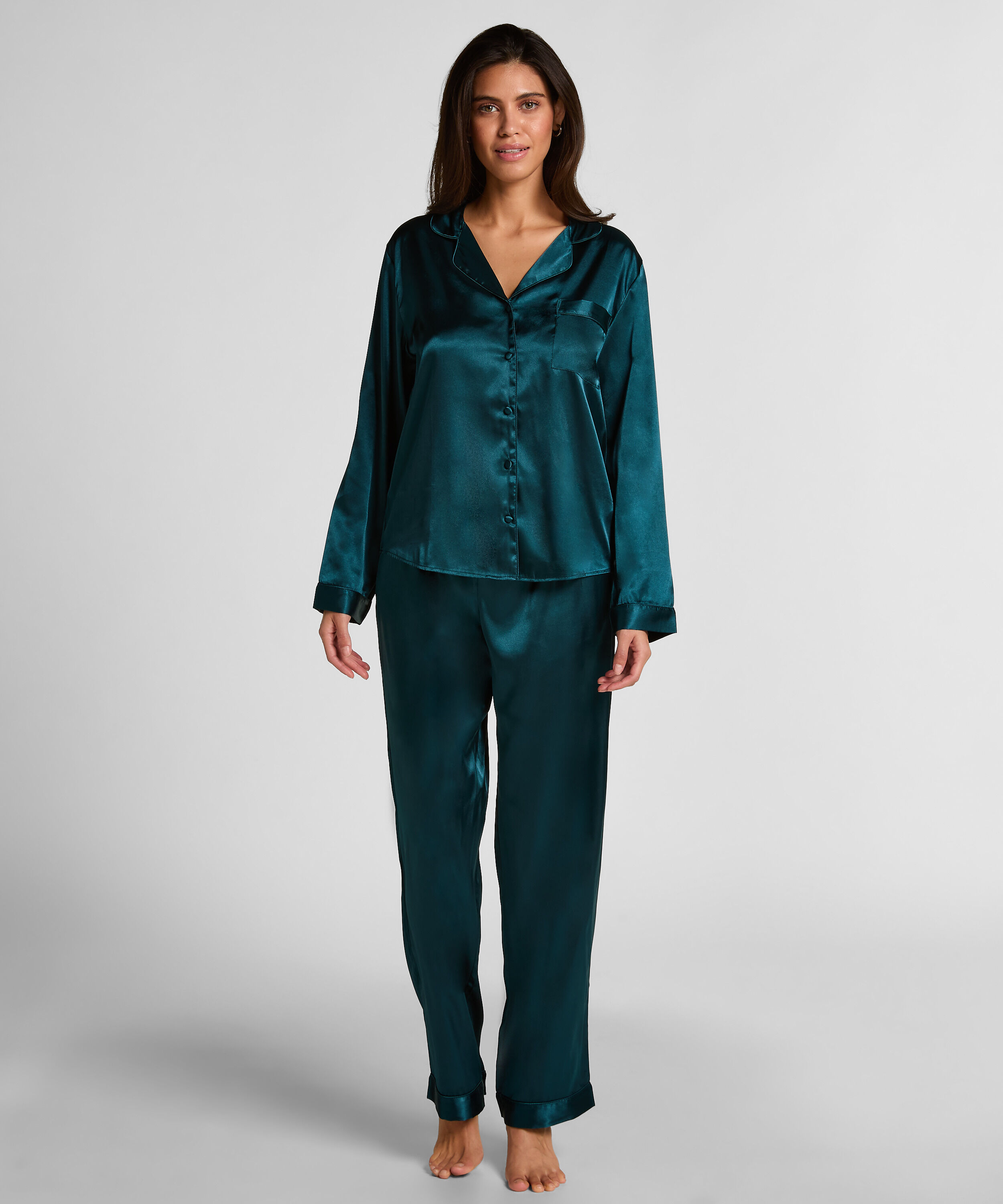 Pyjamaset aus glänzendem Satin, Blau