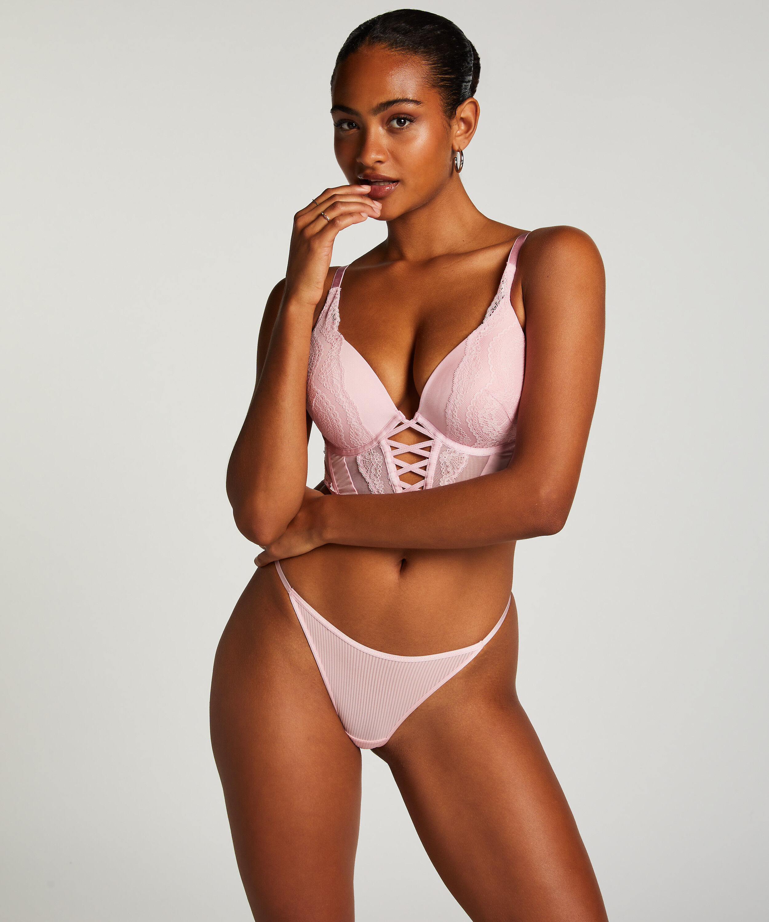 Brazilian-Slip mit hohem Beinausschnitt Kaiden, Rose