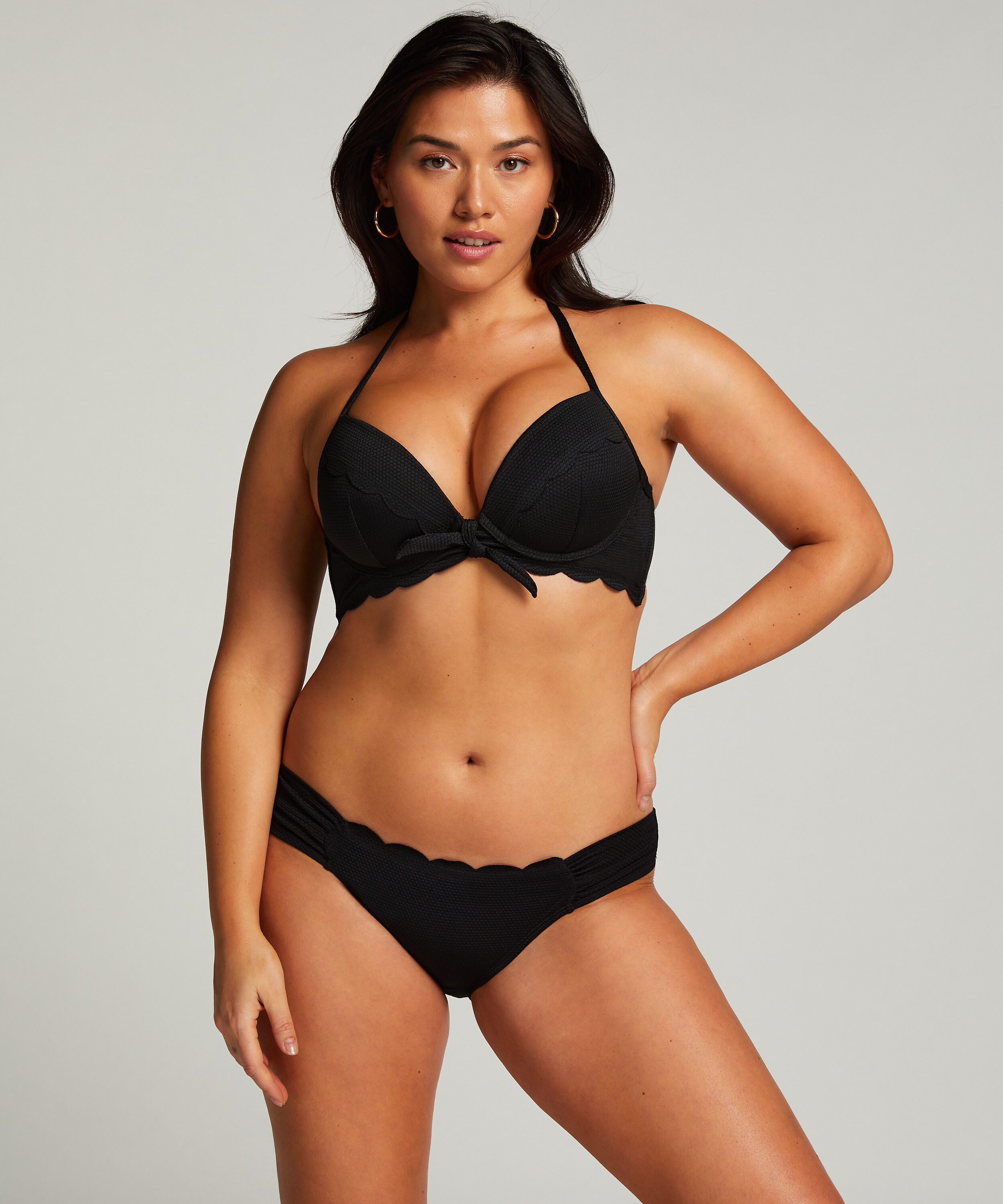 Bikini Slip Rio Scallop, Schwarz