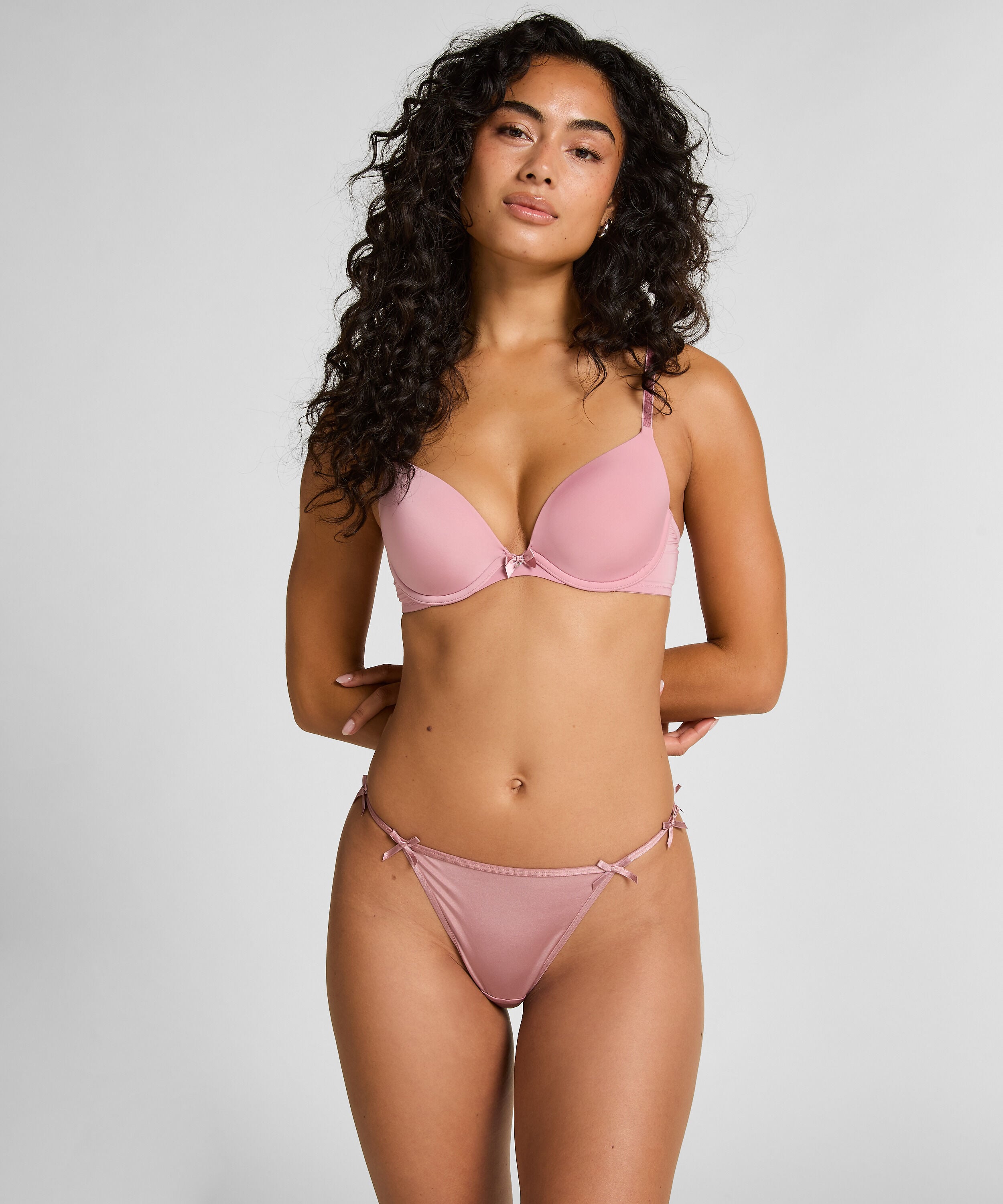 String Cutie, Lila