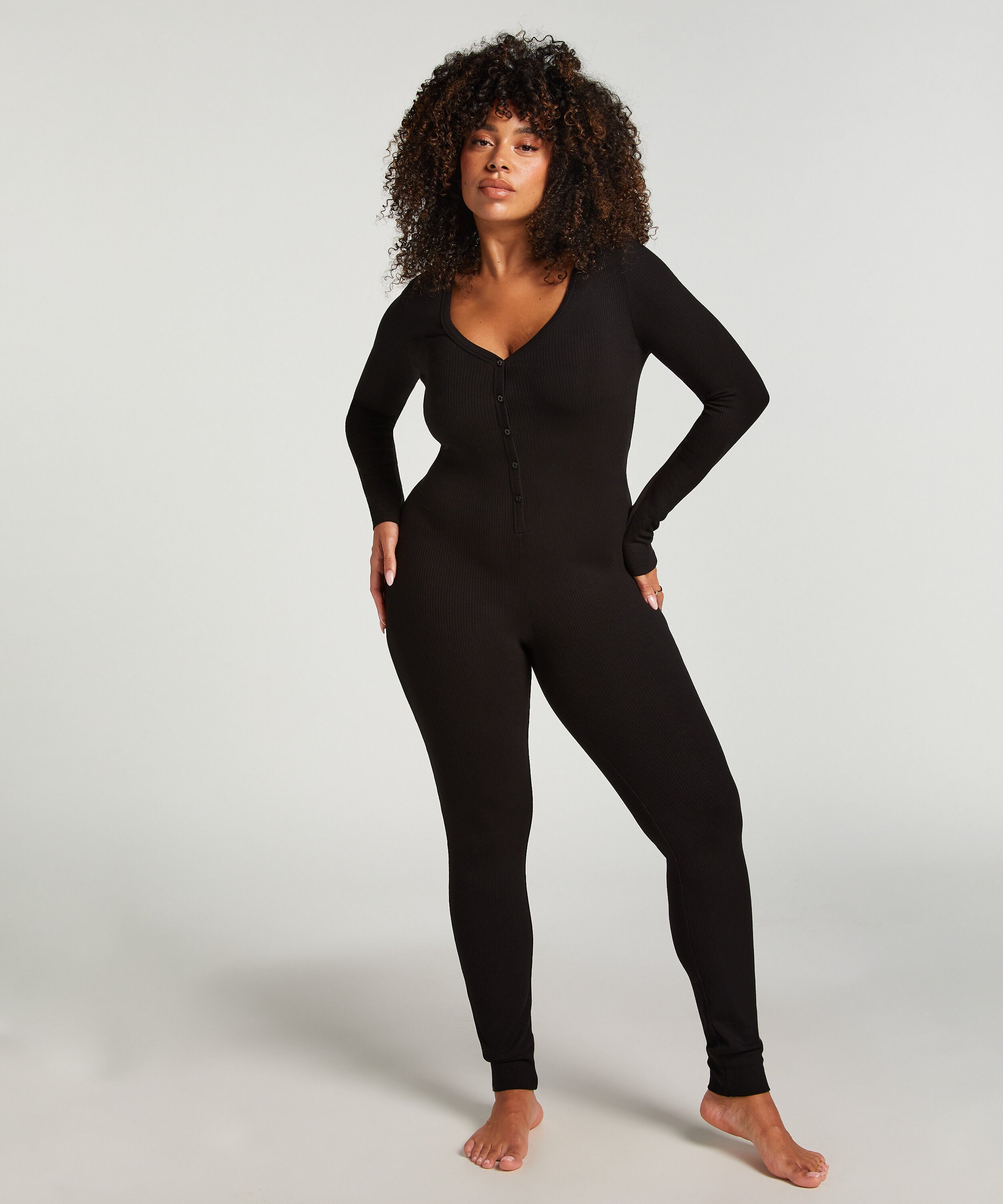 Onesie, Schwarz