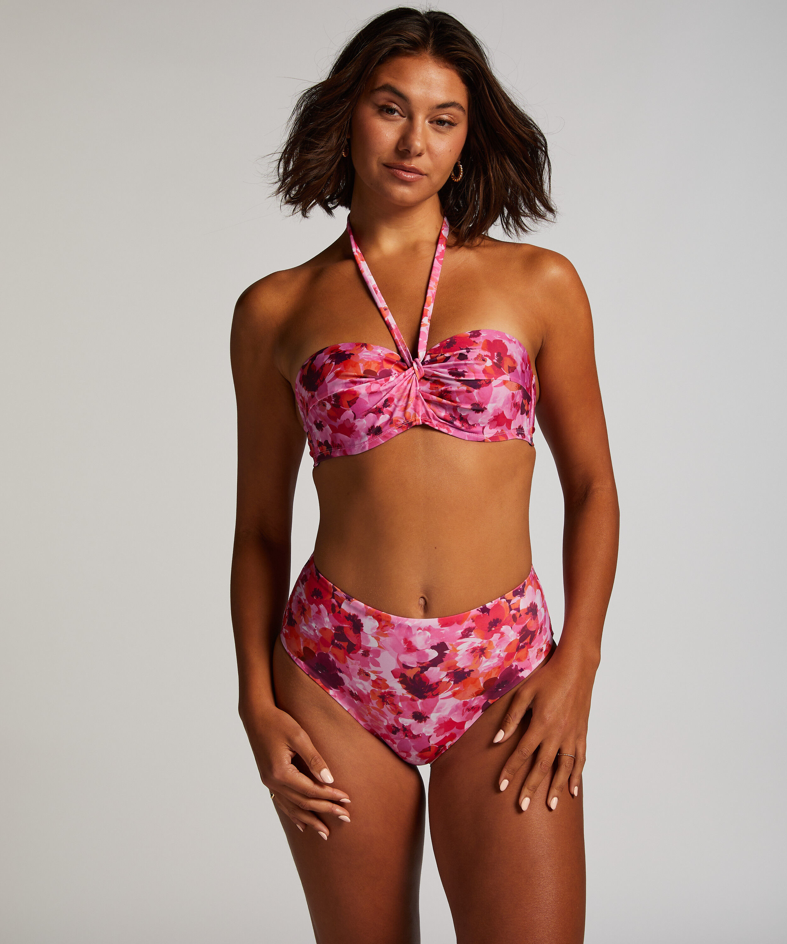 Bikini-Oberteil Floral Cup E +