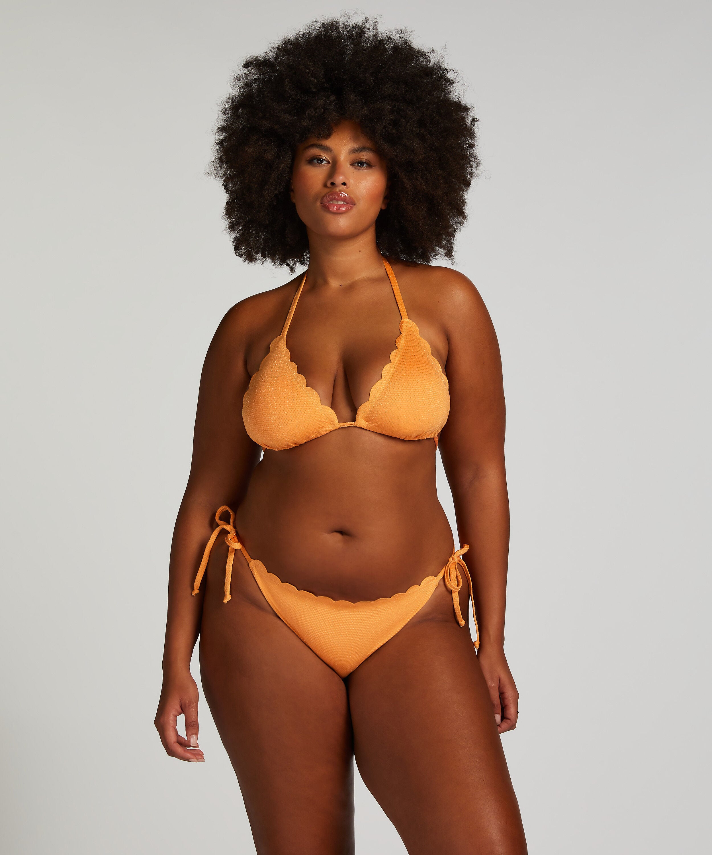 Triangel-Bikinioberteil Scallop Lurex