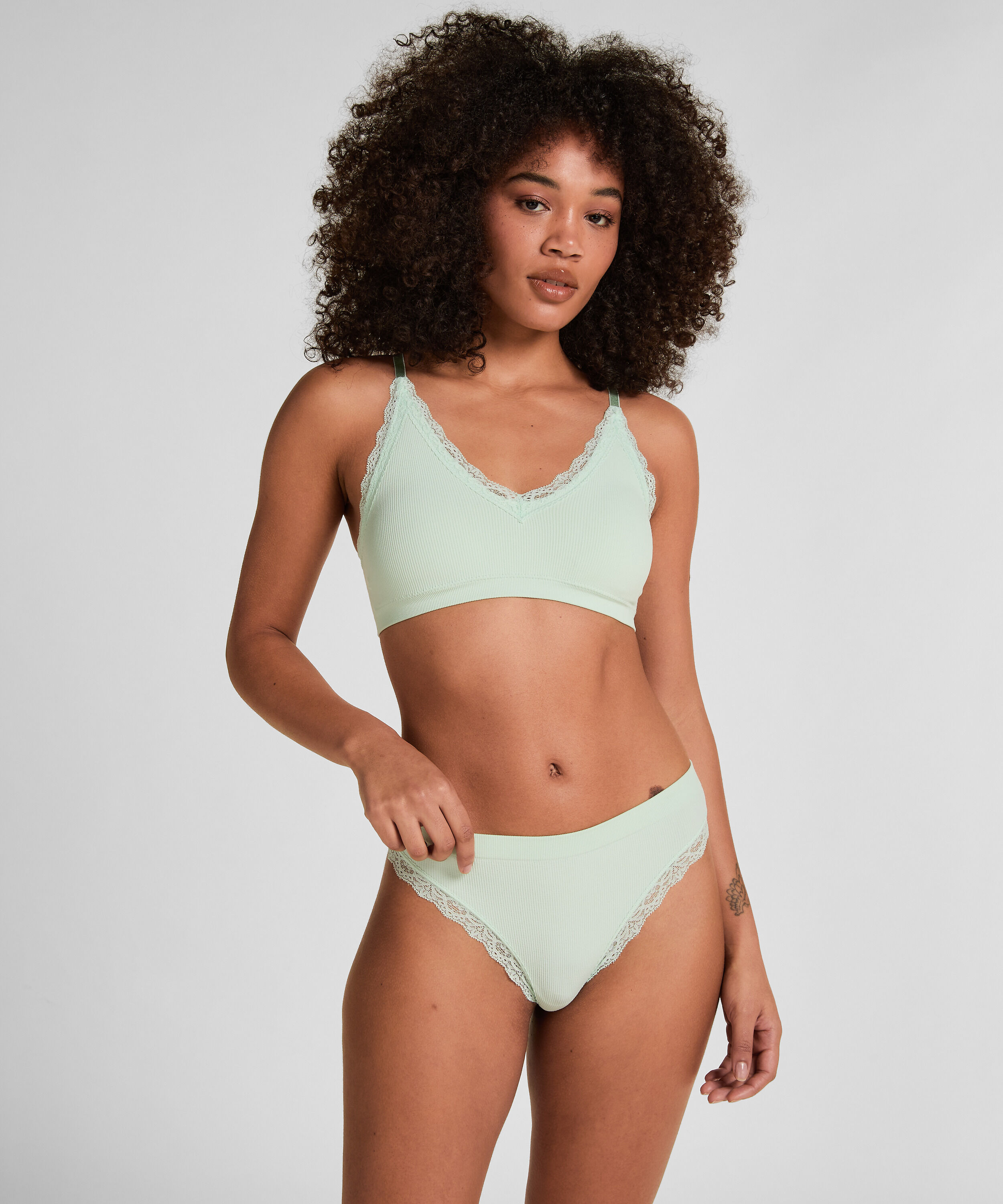 String Lola, Grün